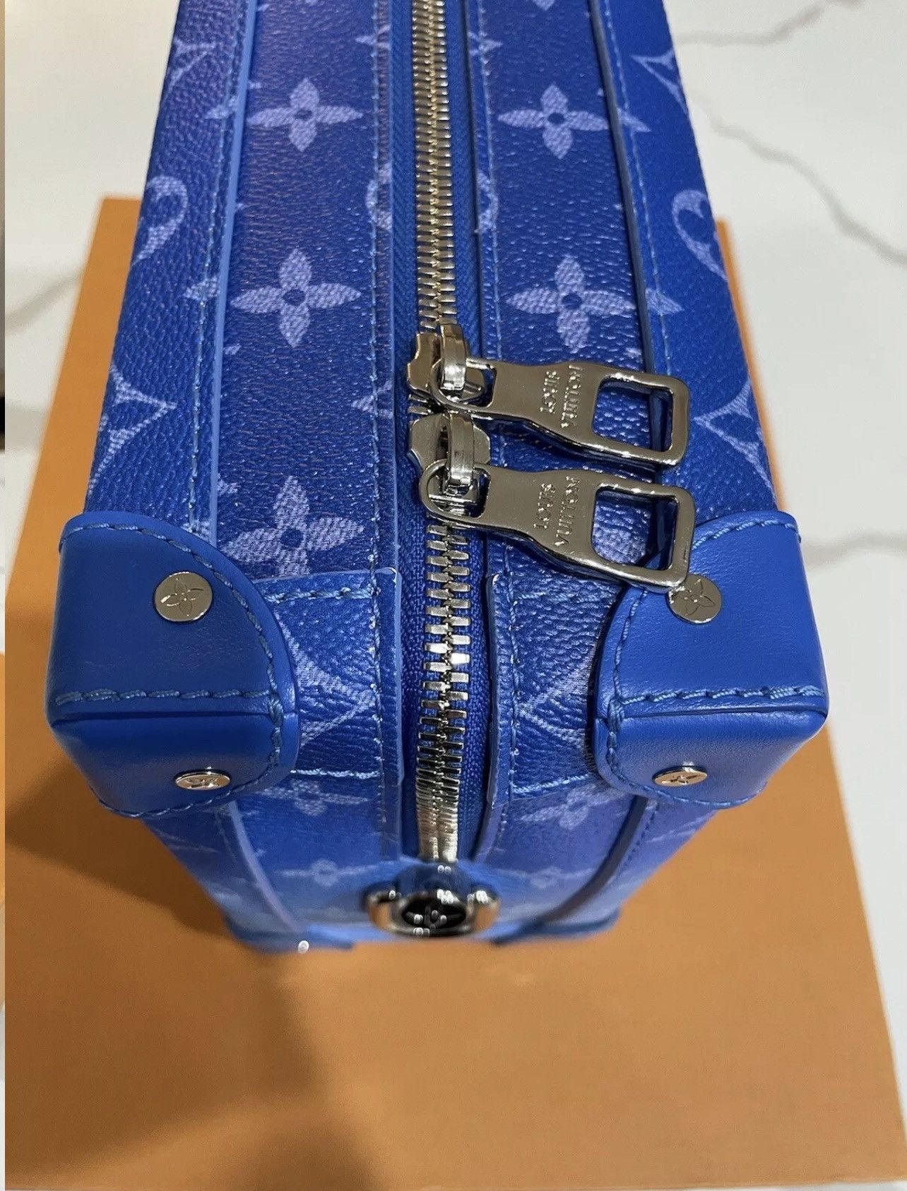 Louis Vuitton × Virgil Abloh Louis Vuitton Soft Trunk Monogram Clouds Size ONE SIZE - 5 Thumbnail