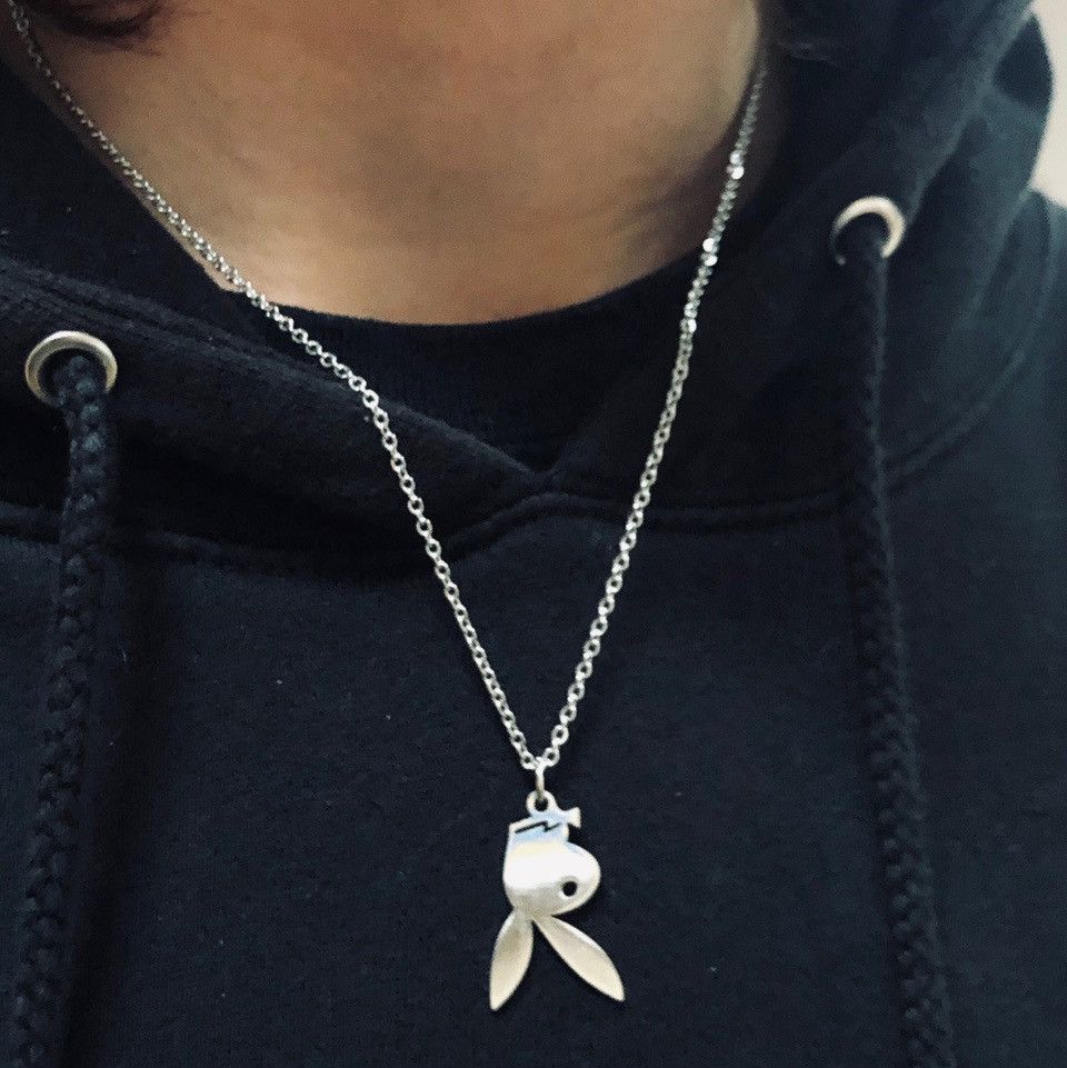 Jewelry upside down playboy pendant necklace Size ONE SIZE - 1 Thumbnail