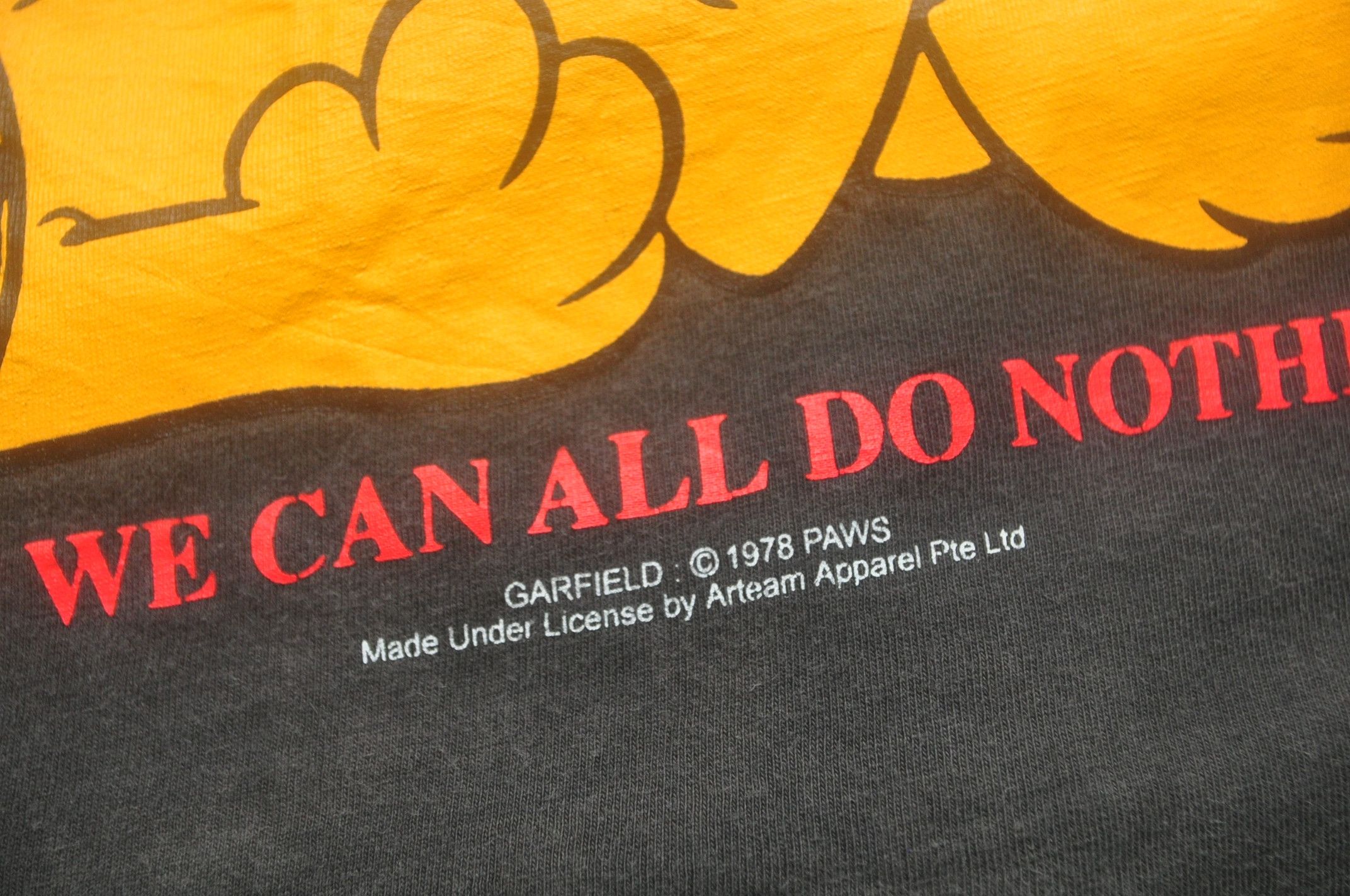 Vintage Vintage Garfield No One Can Do Everything Tee Shirt Size US L / EU 52-54 / 3 - 6 Thumbnail