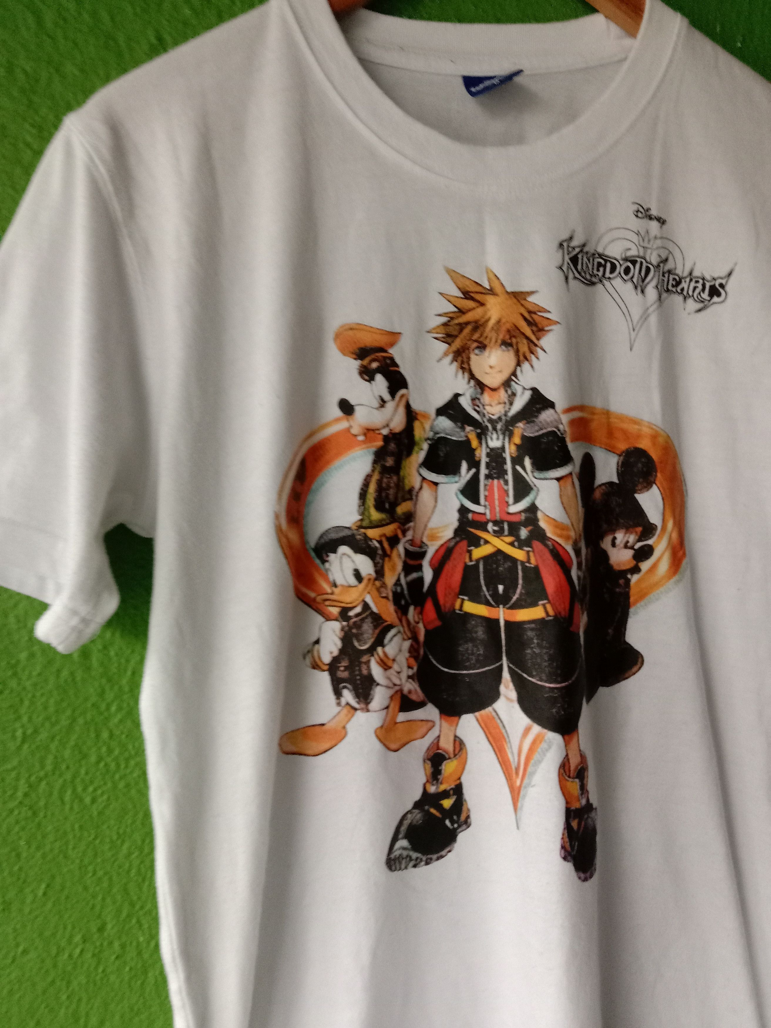 Anime × Disney Kingdom heart x disney tee Size US M / EU 48-50 / 2 - 3 Thumbnail