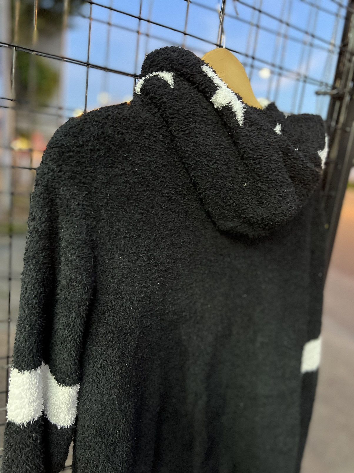 Japanese Brand Jury black Sweatshirt hoodie fleece big logo Size US XL / EU 56 / 4 - 6 Thumbnail