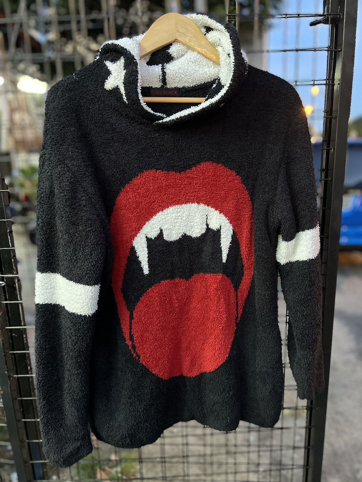 Japanese Brand Jury black Sweatshirt hoodie fleece big logo Size US XL / EU 56 / 4 - 3 Thumbnail