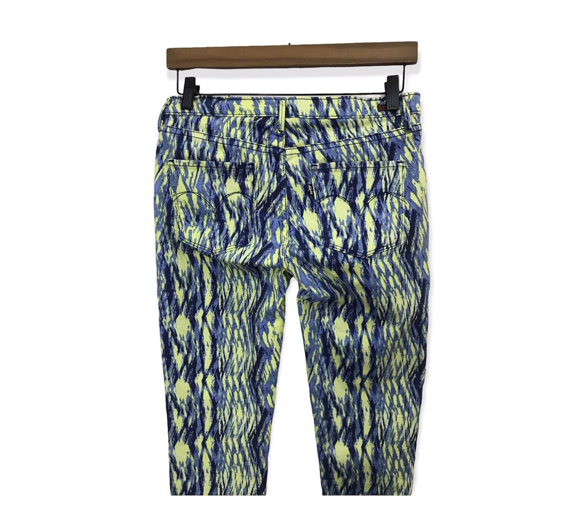 Levi's Levi’s Women Fullprint Multicolour Trousers Pant Size 28" / US 6 / IT 42 - 7 Thumbnail