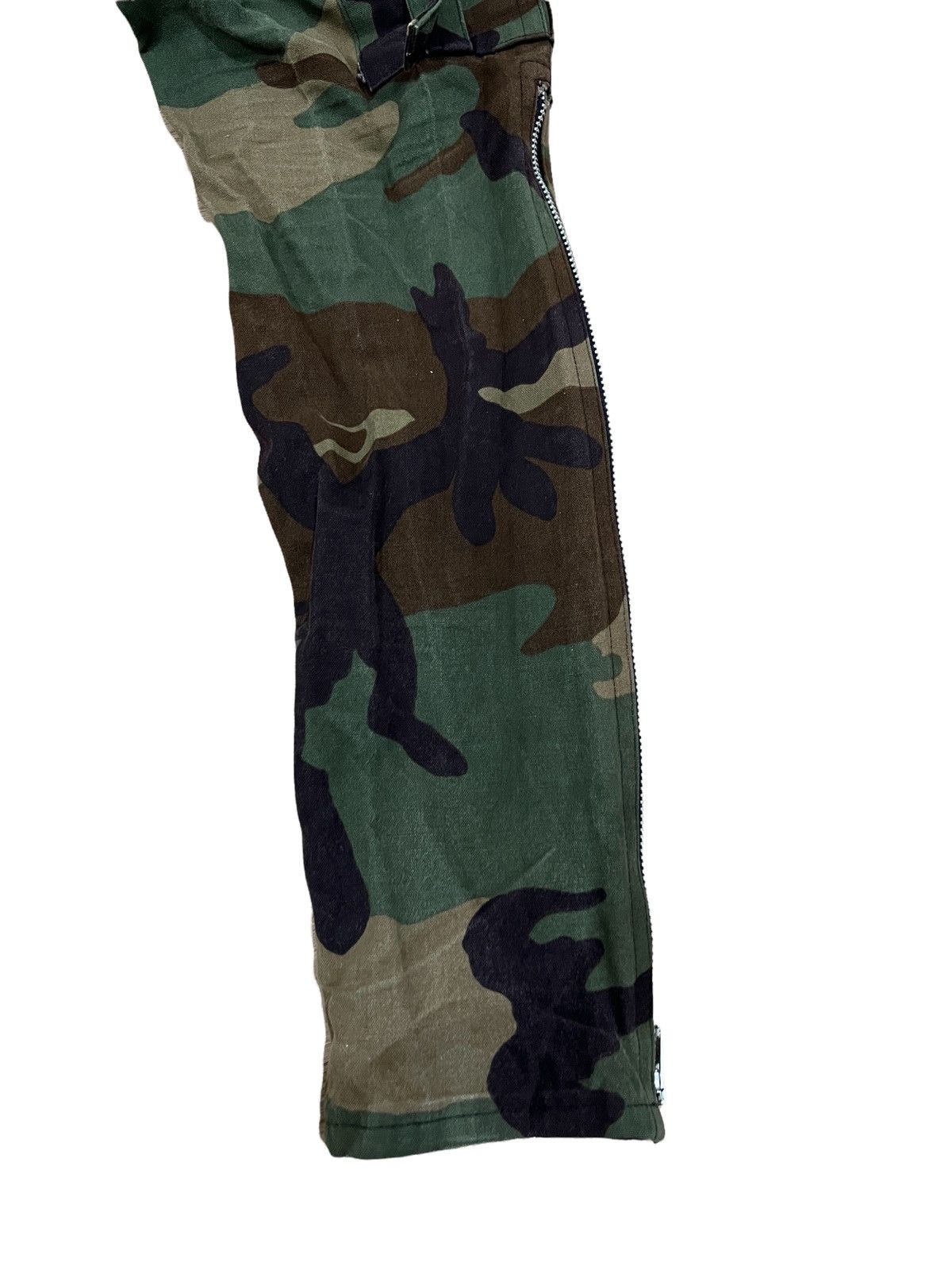 Japanese Brand × Seditionaries Japanese Brand Seditionaries Droog Bondage Parachute Pants Size US 27 - 12 Thumbnail