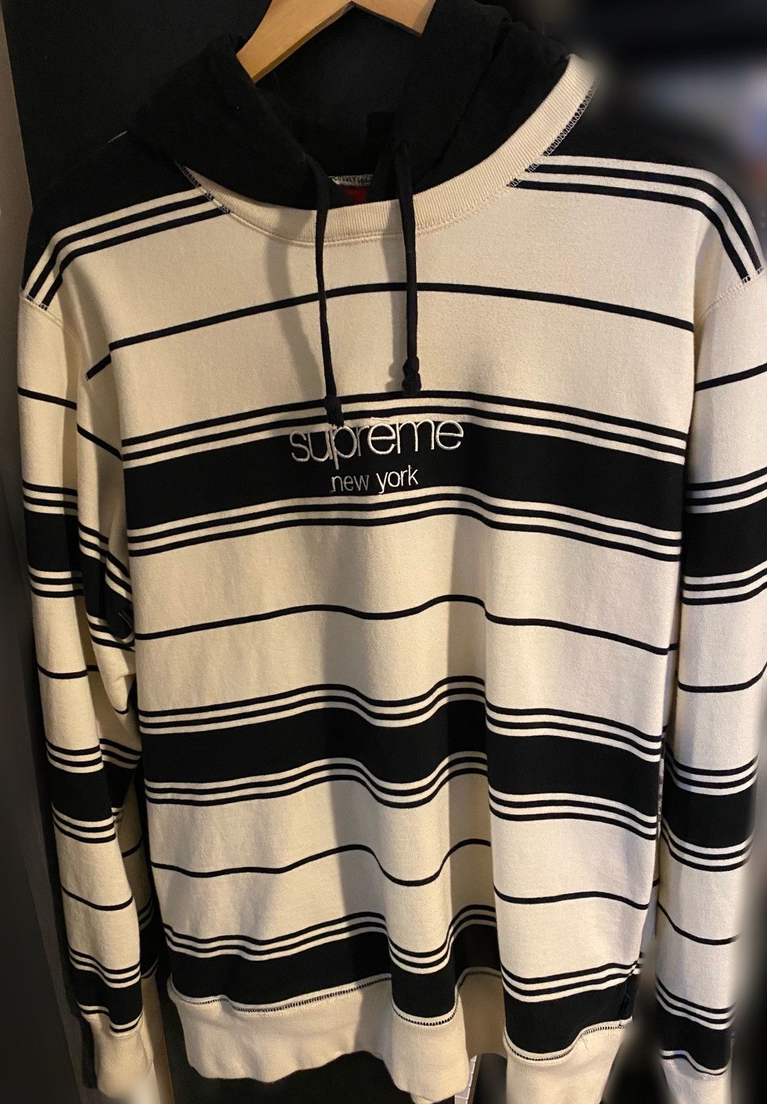 SUPREME STRIPED CREW NECK HOODIE PF4756 BLACK WHITE