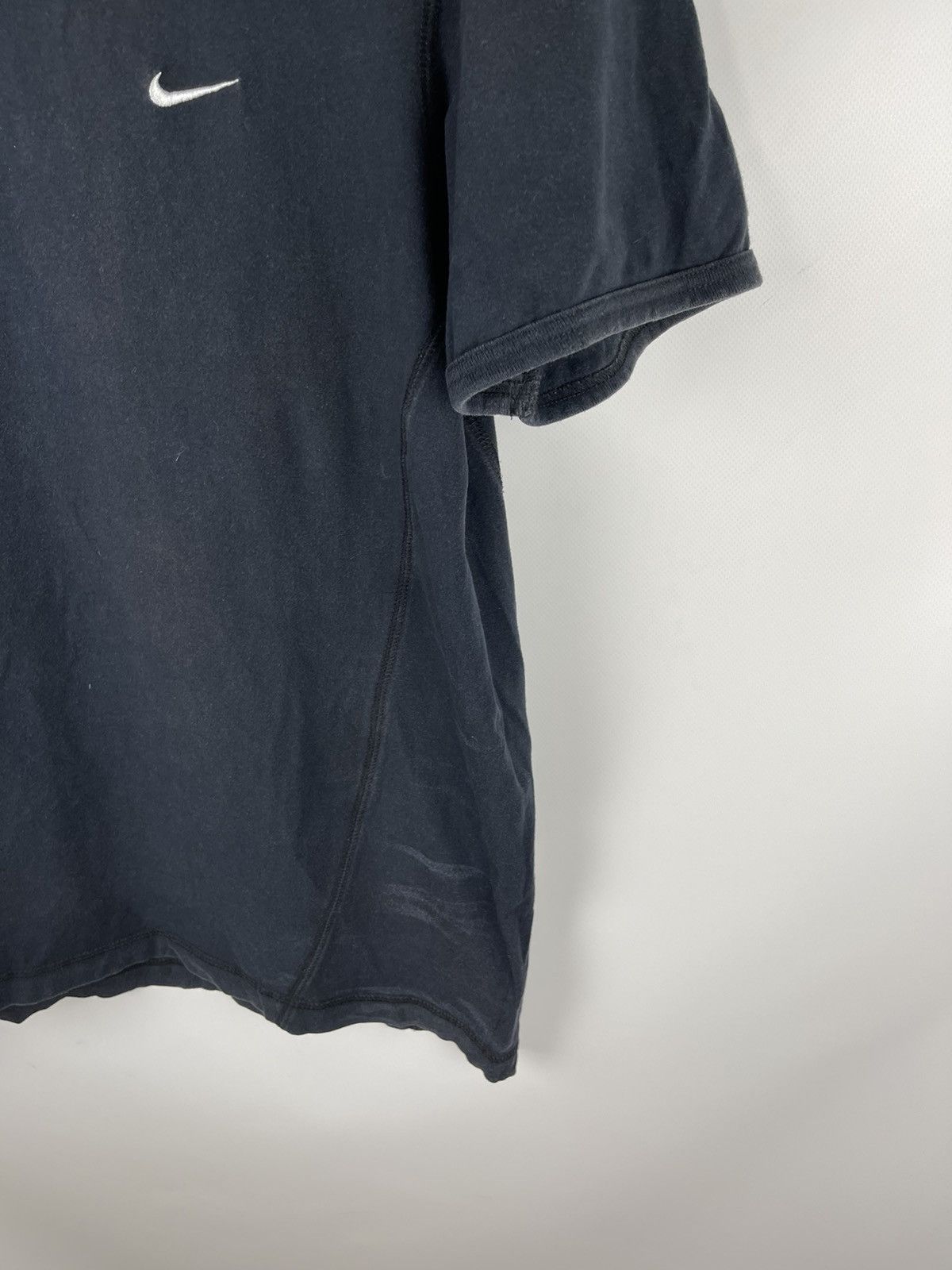 Nike Nike Vintage y2k stretch used v-neck tee shirt Size US L / EU 52-54 / 3 - 4 Thumbnail