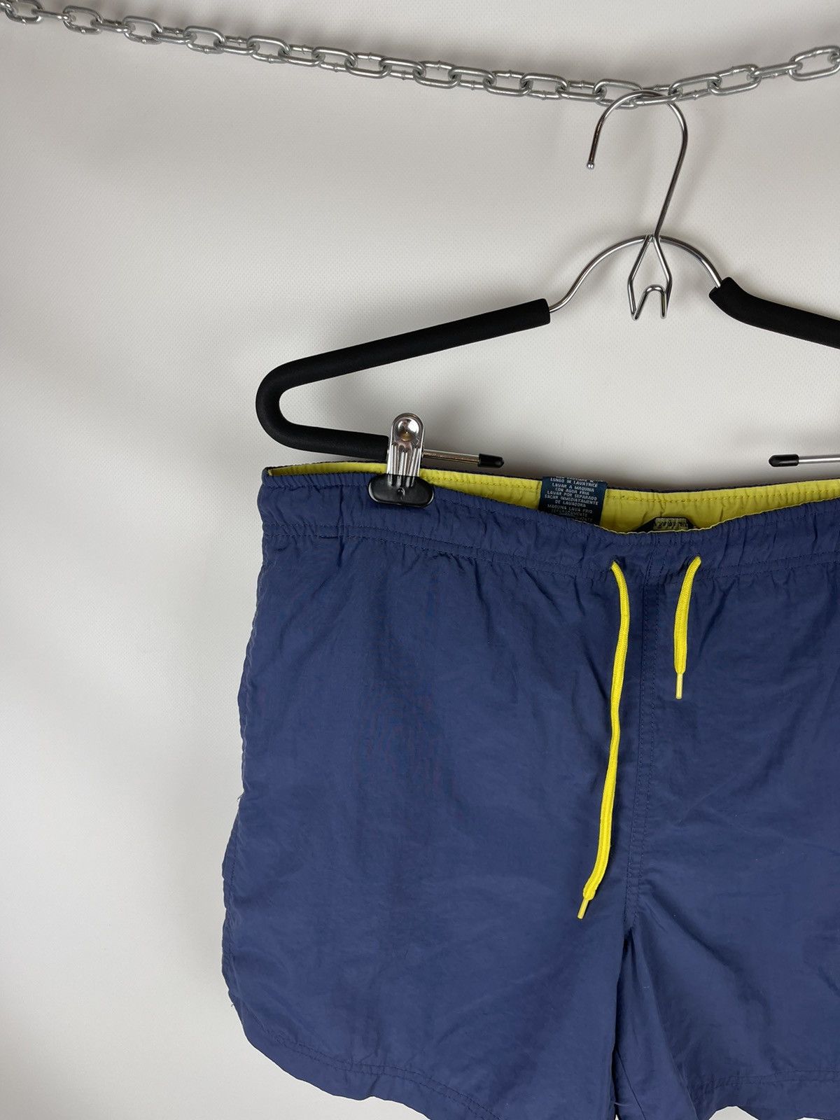 Polo Ralph Lauren Polo Ralph Lauren vintage blue yellow shorts nylon shimmer Size US 32 / EU 48 - 3 Thumbnail