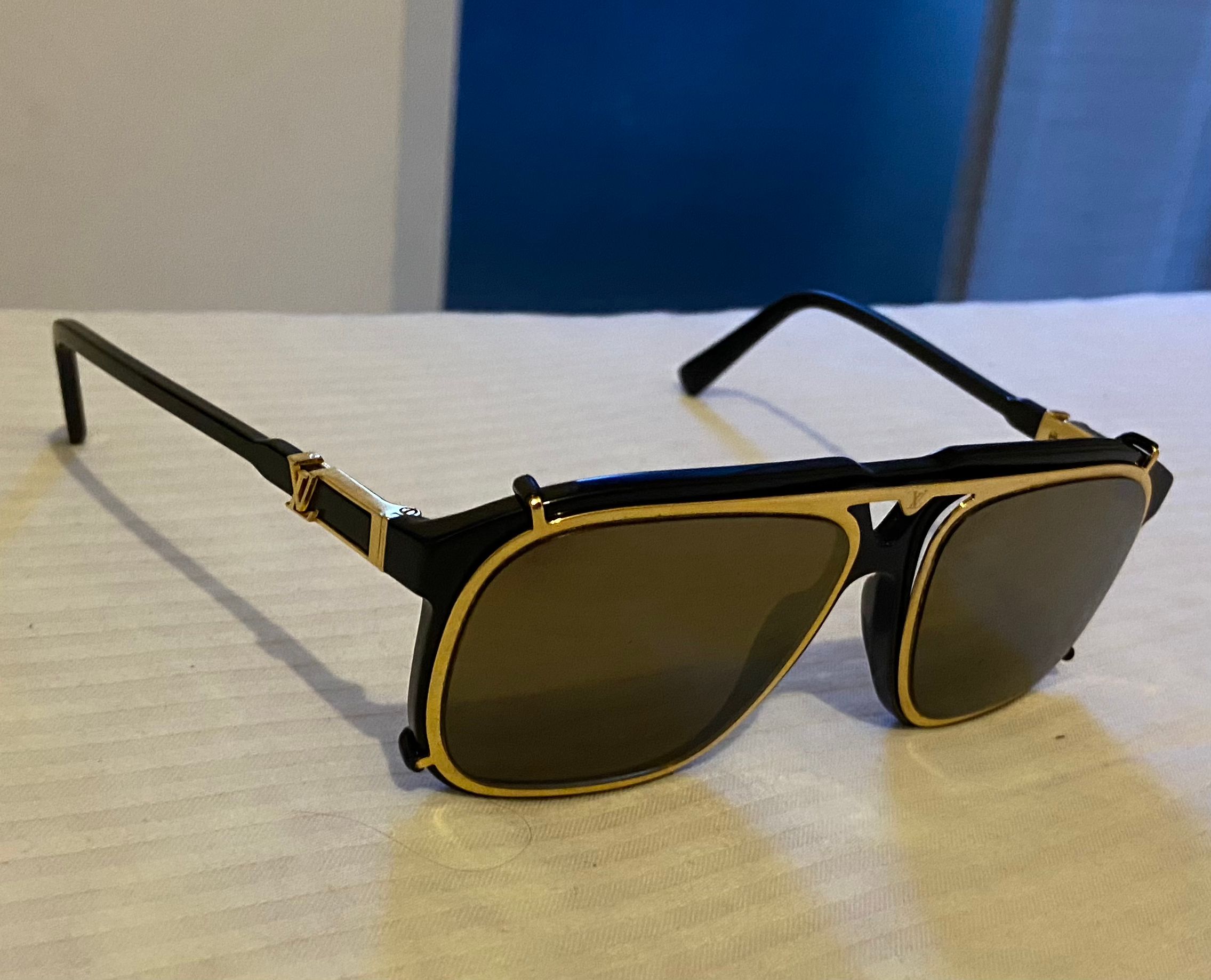 Compare prices for LV Satellite Sunglasses (Z1086W) in official stores
