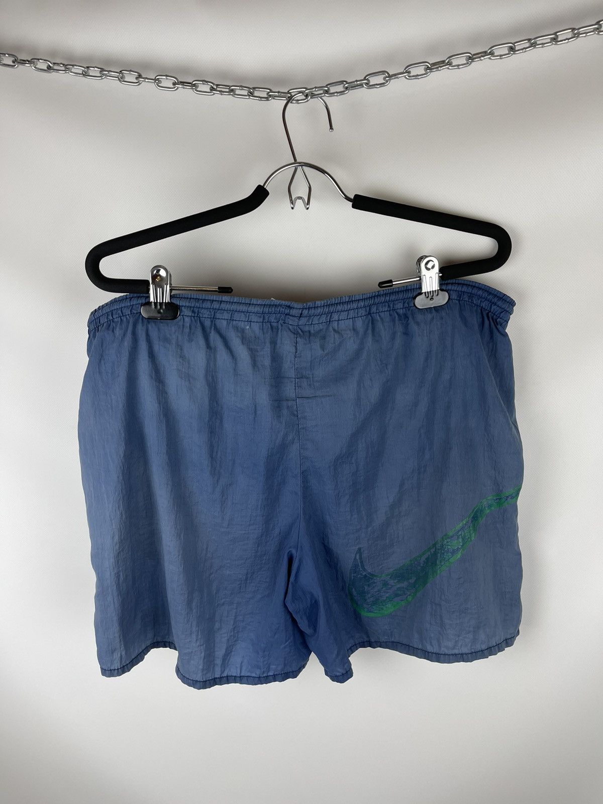 Nike Nike vintage 80s nylon shimmer shorts big swoosh logo drill Size US 30 / EU 46 - 2 Thumbnail