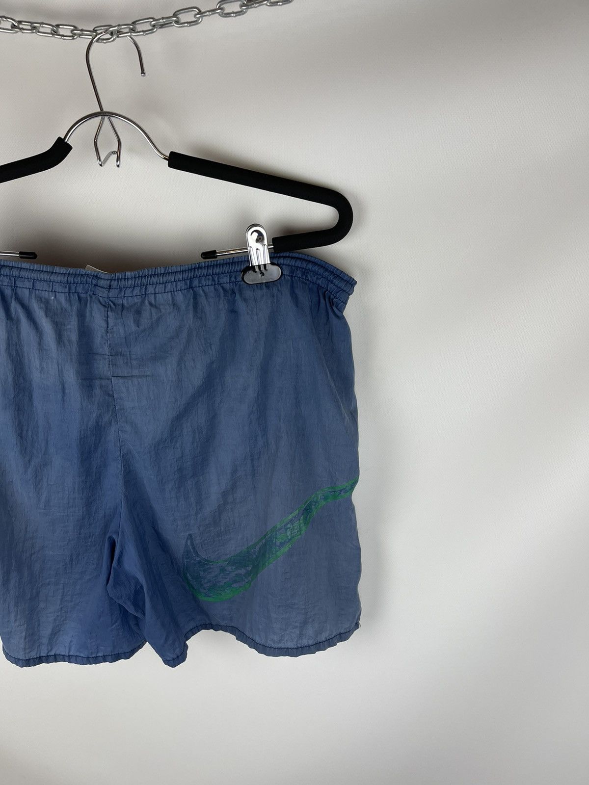 Nike Nike vintage 80s nylon shimmer shorts big swoosh logo drill Size US 30 / EU 46 - 7 Thumbnail