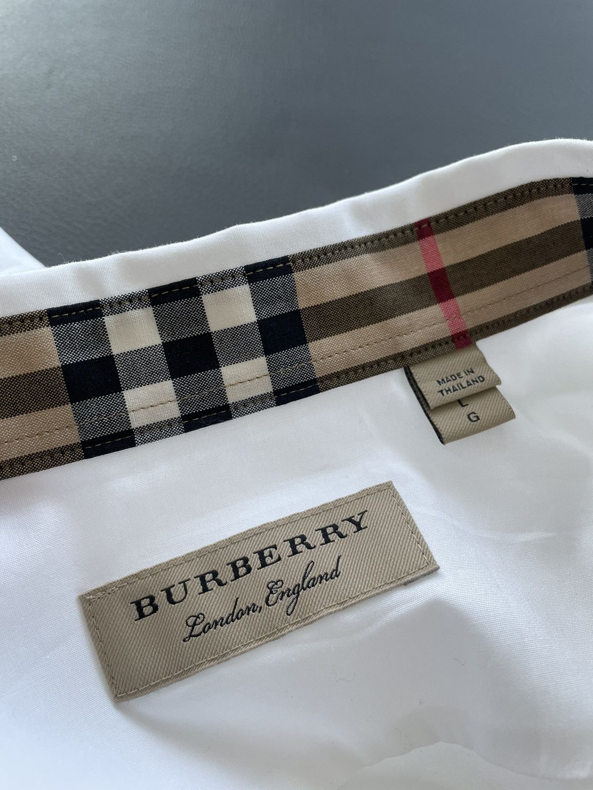 Burberry Brand New Rare Classic Iconic Burberry Logo Check Shirt Size US M / EU 48-50 / 2 - 8 Thumbnail