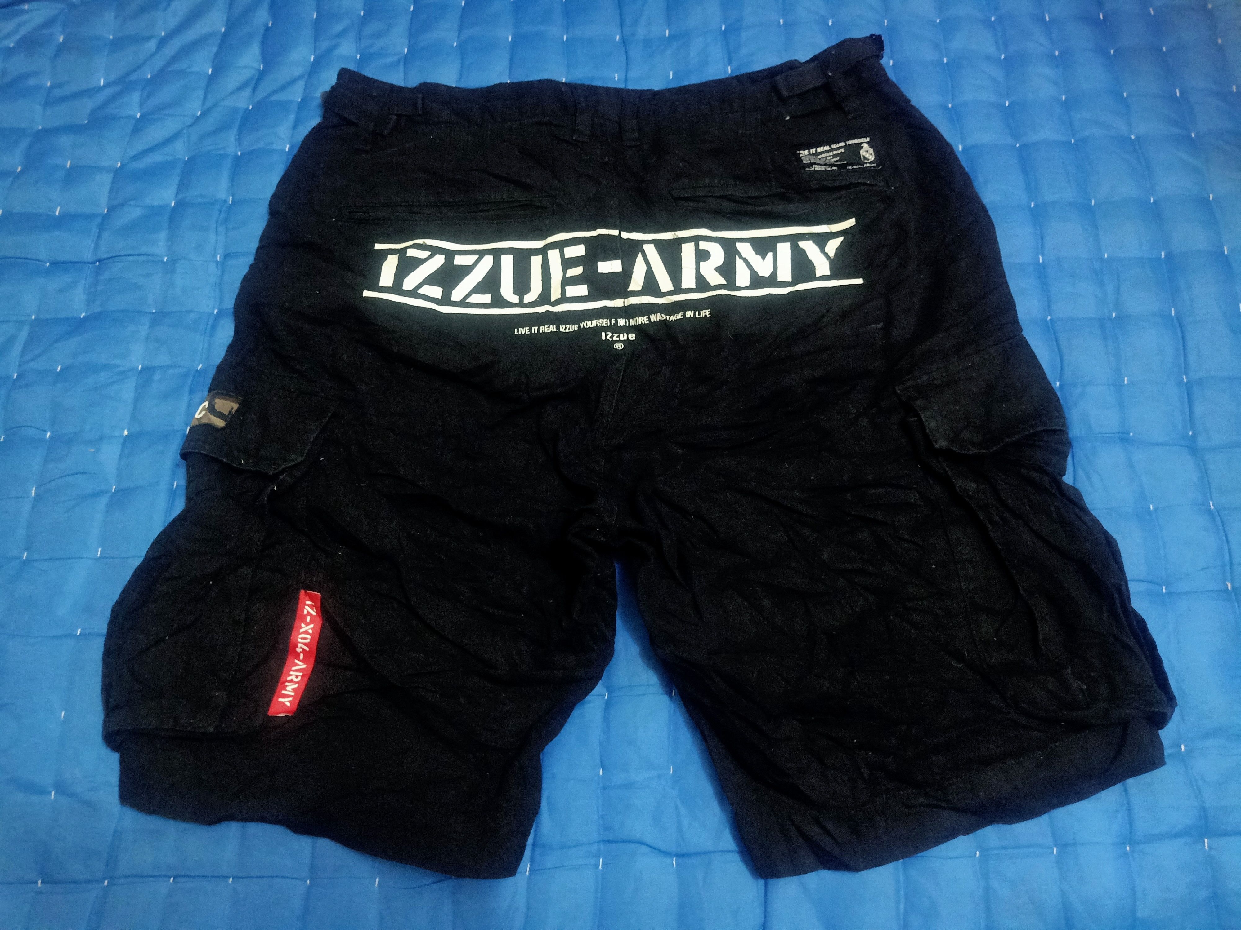 Japanese Brand × izzue 💥Crazy💥 Izzue Army Cargo Short Pants / Shorts Size US 34 / EU 50 - 1 Thumbnail