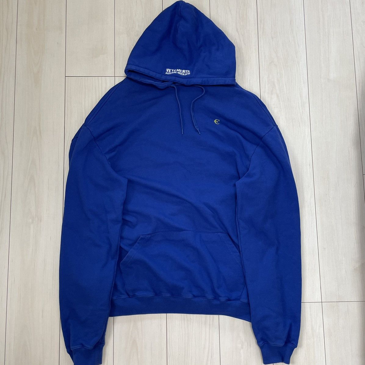 Vetements EUROPE HOODIE Size US S / EU 44-46 / 1 - 2 Thumbnail