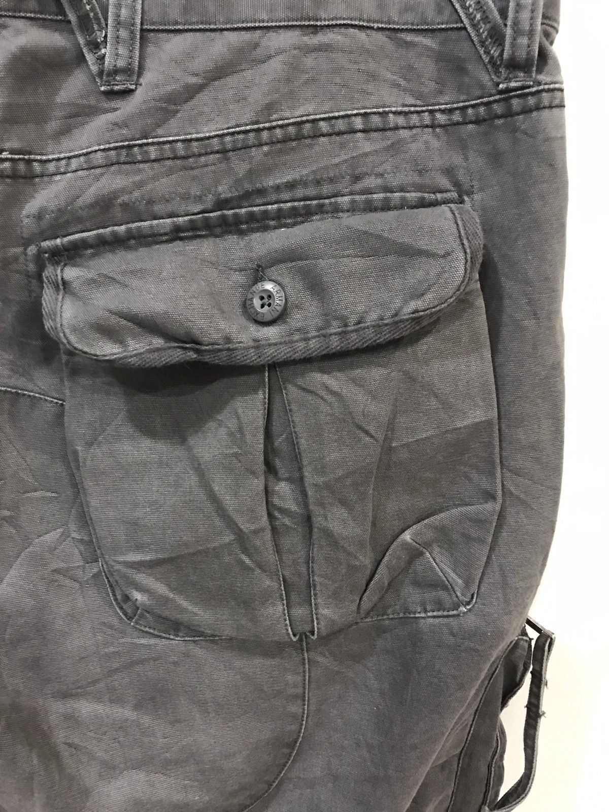 Armani Exchange ARMANI EXCHANGE Italian Multipocket Tactical Short Pant Size US 39 - 8 Thumbnail