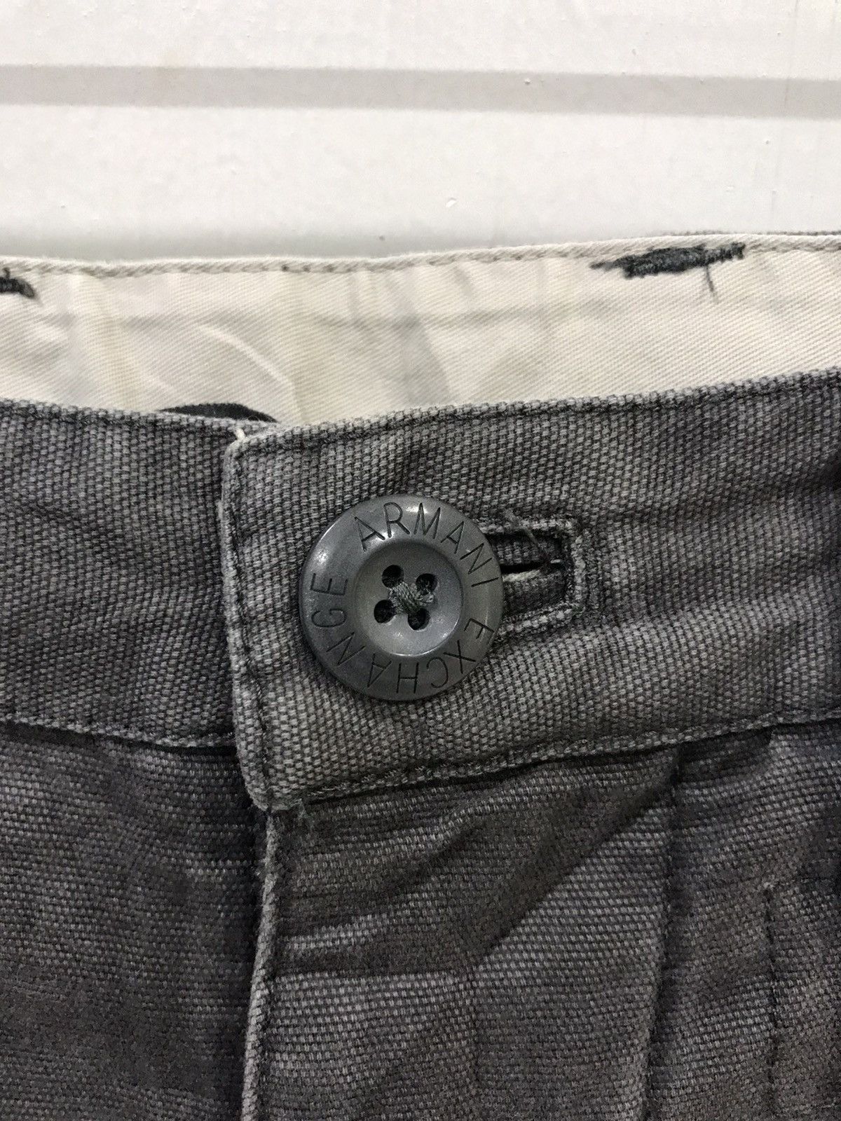 Armani Exchange ARMANI EXCHANGE Italian Multipocket Tactical Short Pant Size US 39 - 6 Thumbnail