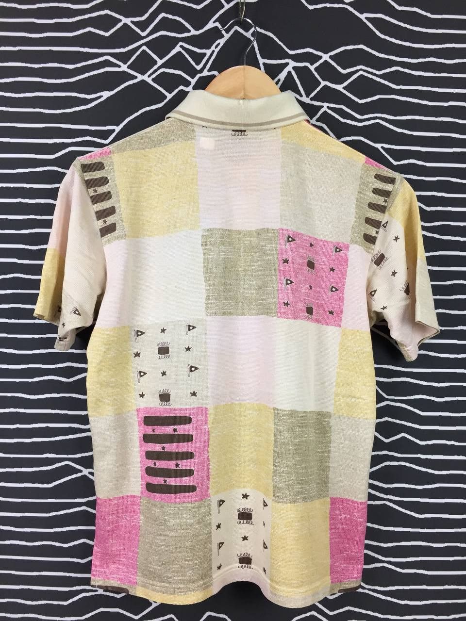 Vintage Munsingwear Patchwork Style Design Graphic Crop Polo Tee Size US M / EU 48-50 / 2 - 8 Thumbnail