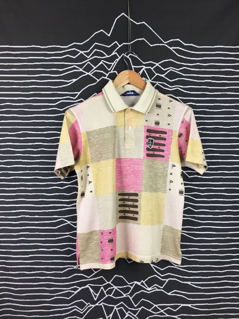 Vintage Munsingwear Patchwork Style Design Graphic Crop Polo Tee Size US M / EU 48-50 / 2 - 2 Thumbnail