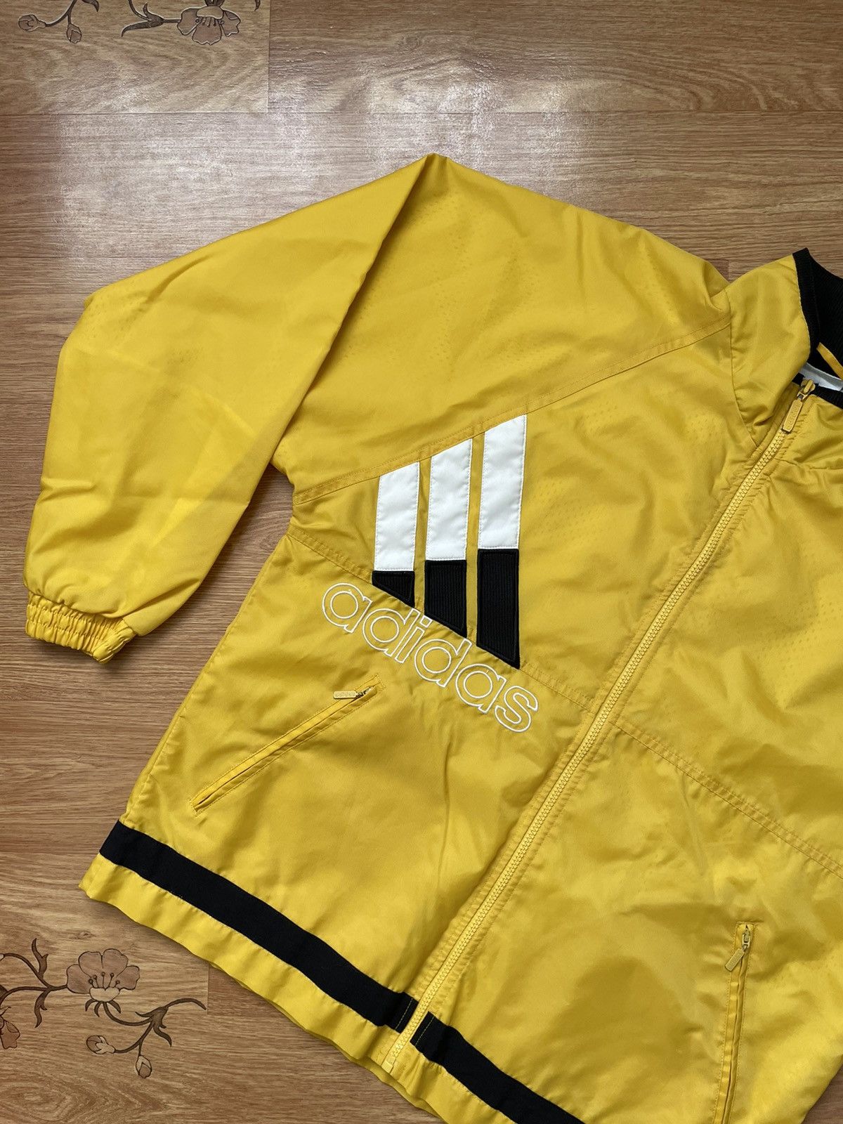 adidas-adidas-big-logo-vintage-jacket-grailed
