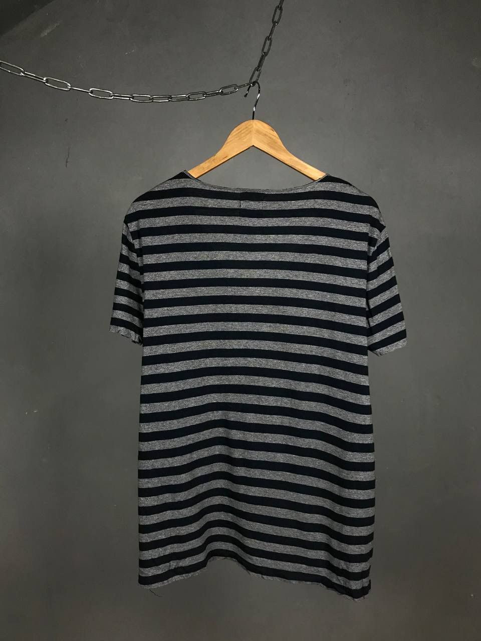 Allsaints Allsaints luxury streetwear multicolor v neck tee Size US M / EU 48-50 / 2 - 5 Thumbnail