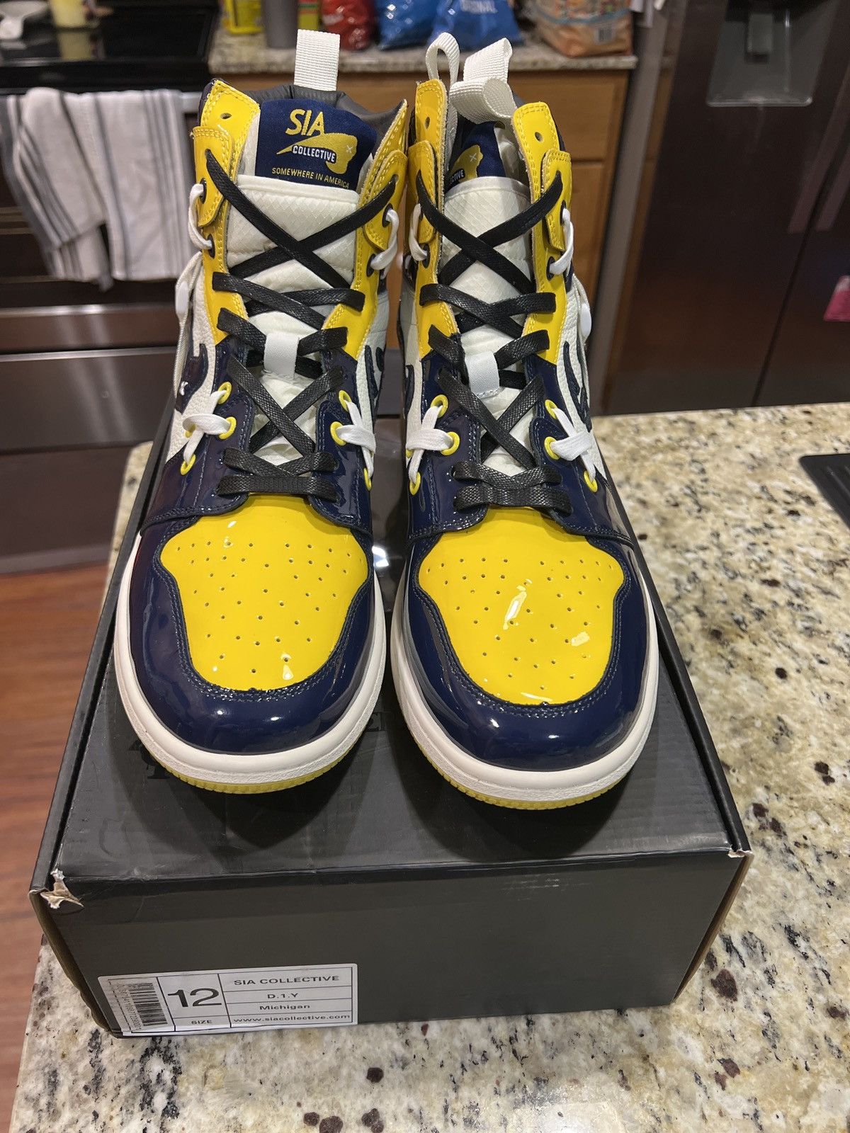 Other SIA collective “Michigan” D.1.Y. Size 12 Size US 12 / EU 45 - 1 Thumbnail