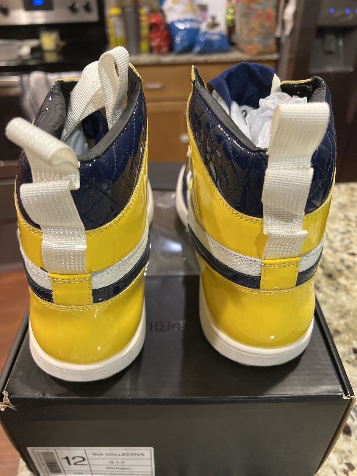 Other SIA collective “Michigan” D.1.Y. Size 12 Size US 12 / EU 45 - 4 Thumbnail