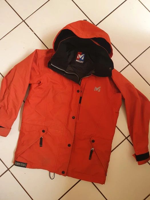 Goretex × Vintage MILLET Gore-tex Vtg Hooded Outdoor Jacket,sz L Size US L / EU 52-54 / 3 - 1 Thumbnail