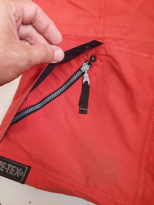 Goretex × Vintage MILLET Gore-tex Vtg Hooded Outdoor Jacket,sz L Size US L / EU 52-54 / 3 - 5 Thumbnail