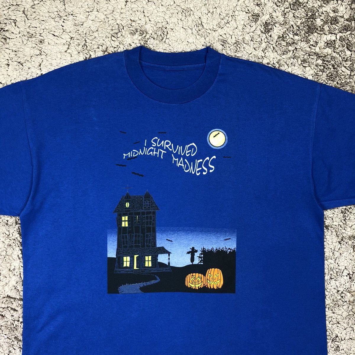 Vintage Vintage Halloween Graphic Photo T-shirt Size US XL / EU 56 / 4 - 5 Thumbnail