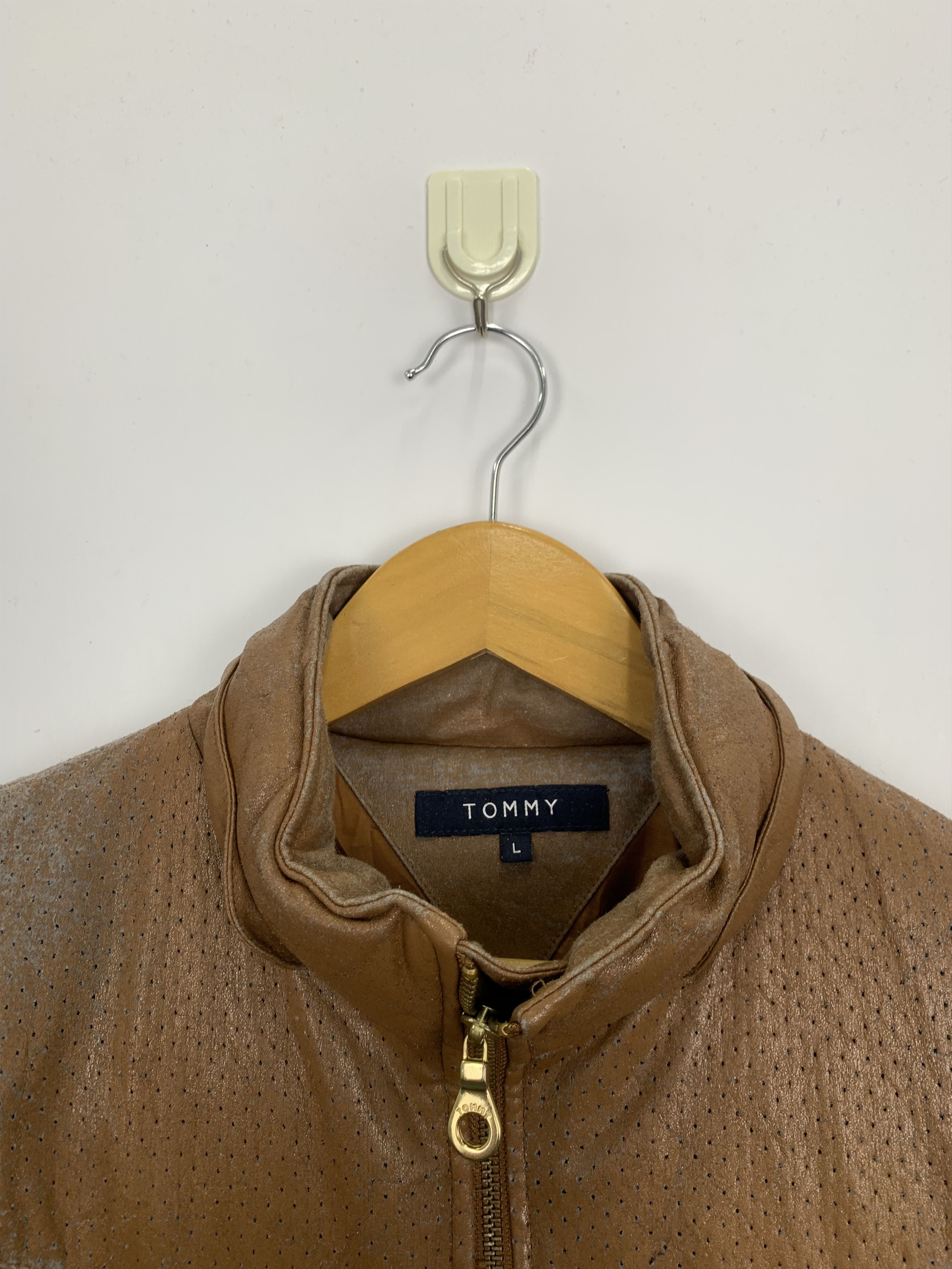 Tommy Hilfiger × Vintage Vintage Tommy Hilfiger Puffer Jacket J0796 Size US L / EU 52-54 / 3 - 8 Thumbnail