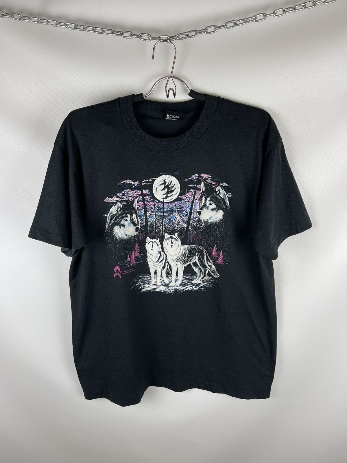 Vintage Vintage 1991 Belinda Worley Two guns grafixs wolf print tee Size US XL / EU 56 / 4 - 1 Thumbnail