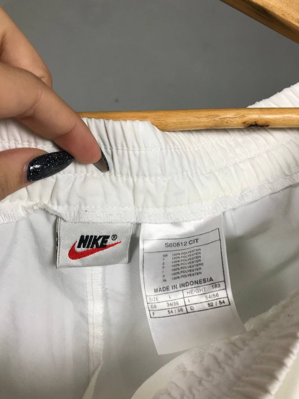 Other Nike swoosh streetwear vintage shorts Size US 34 / EU 50 - 4 Thumbnail