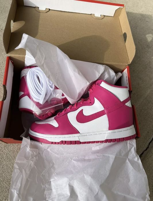 Nike Dunk High Pink Prime DD1869-110 Release