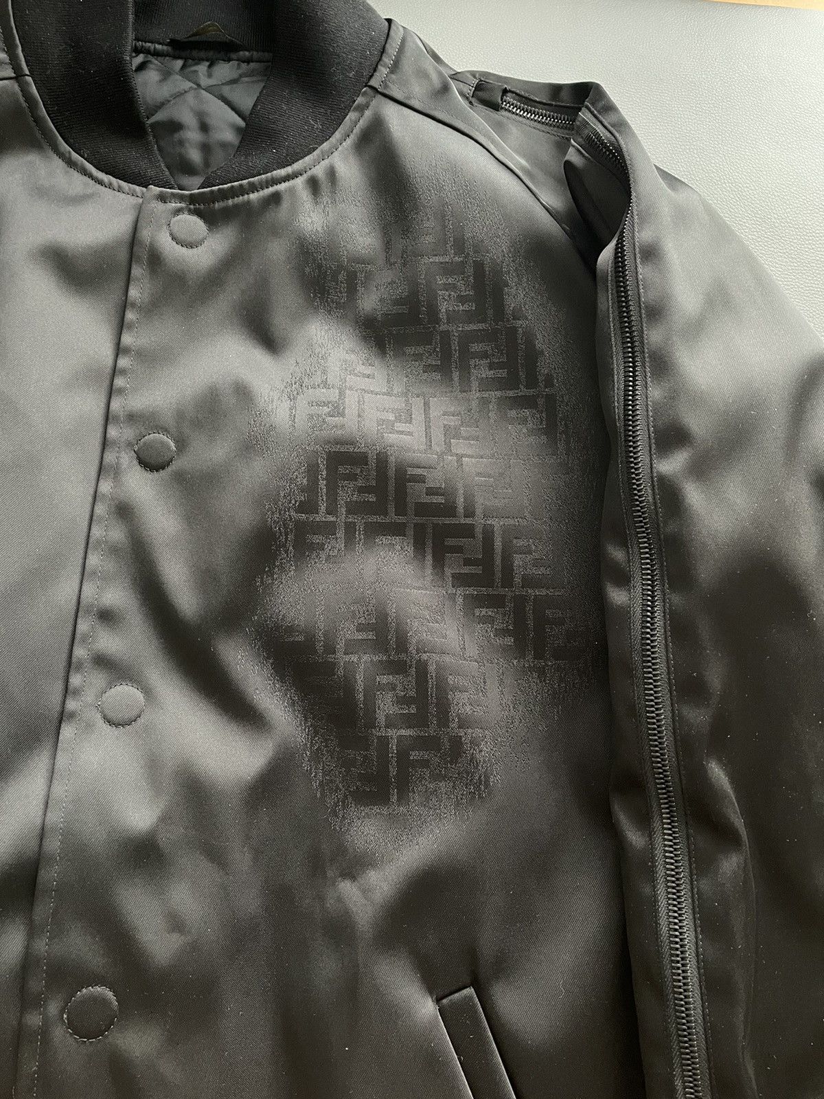 Fendi Super Runway $3,500 NEW Limited Edition Faded FF Logo Bomber Size US XXL / EU 58 / 5 - 2 Thumbnail