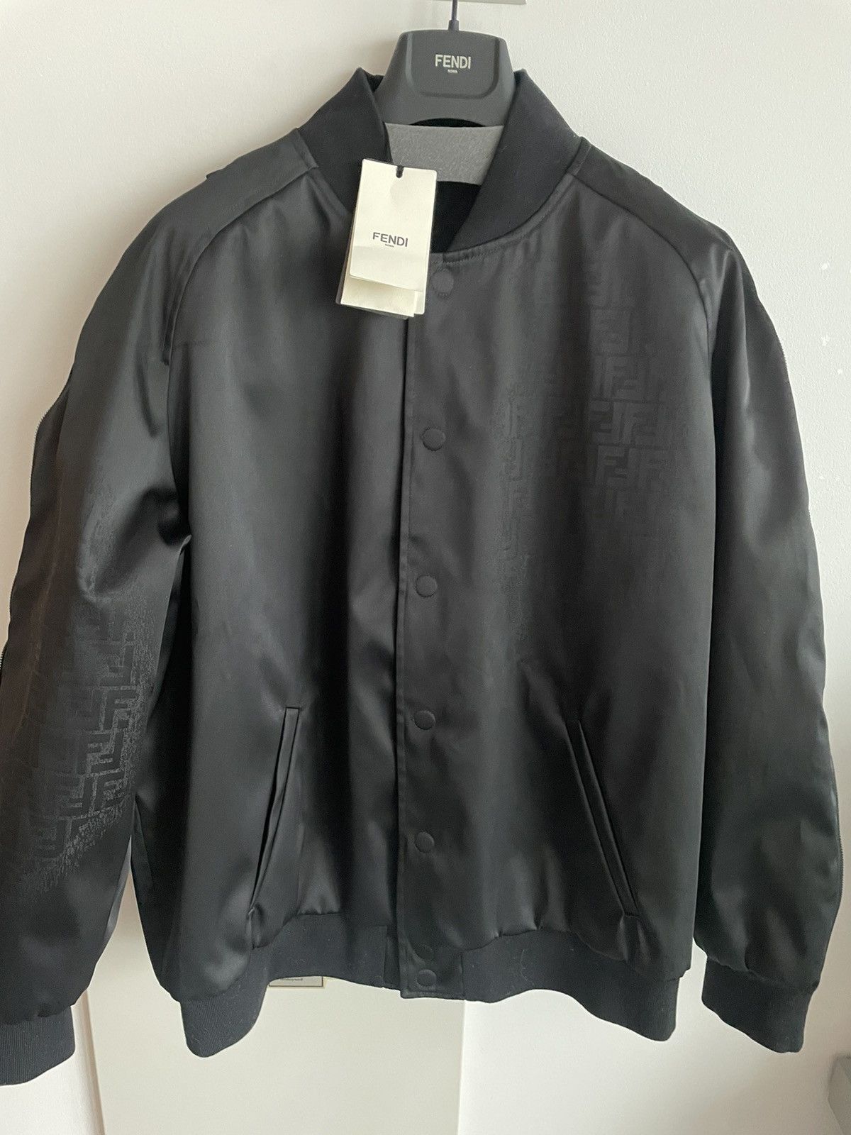 Fendi Super Runway $3,500 NEW Limited Edition Faded FF Logo Bomber Size US XXL / EU 58 / 5 - 24 Thumbnail