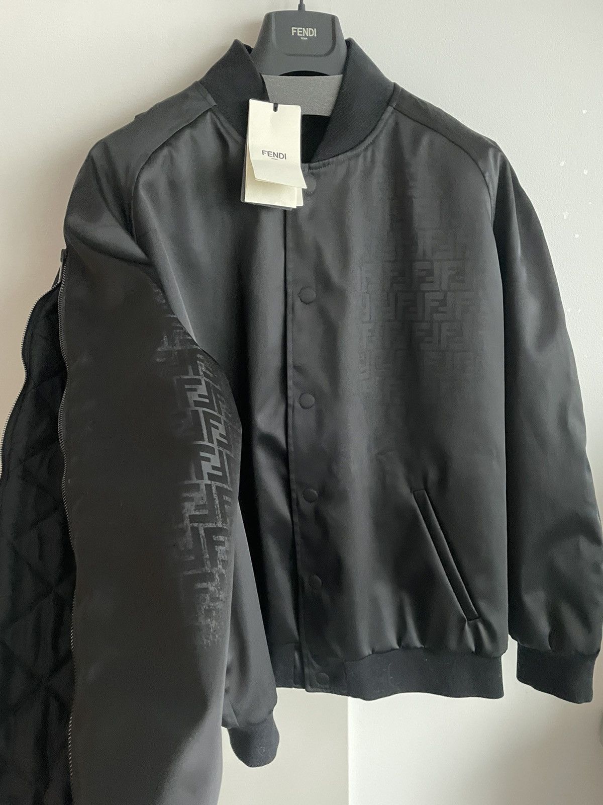 Fendi Super Runway $3,500 NEW Limited Edition Faded FF Logo Bomber Size US XXL / EU 58 / 5 - 16 Thumbnail