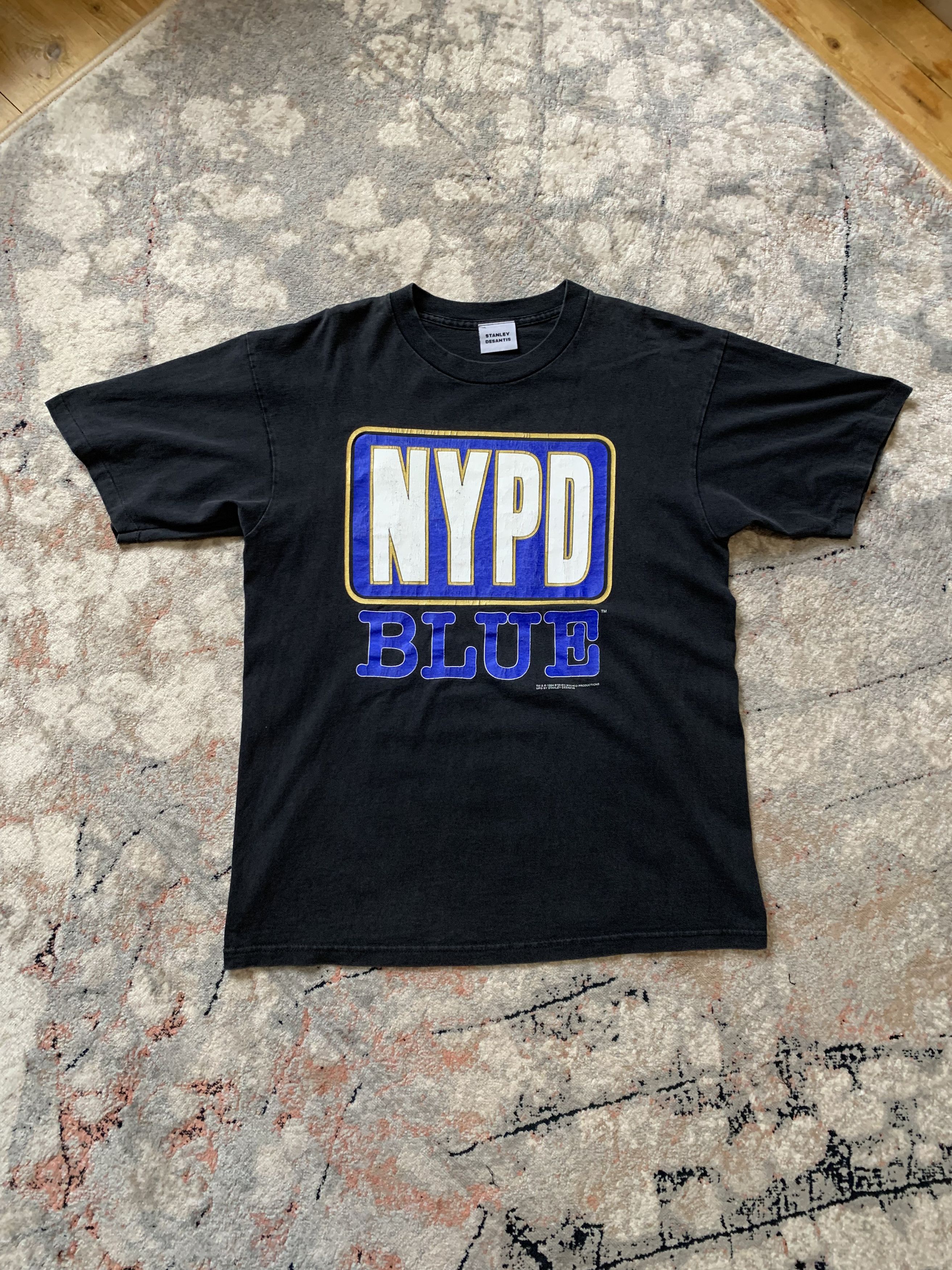 Other Vintage 1994 NYPD BLUE T-Shirt Size US L / EU 52-54 / 3 - 1 Thumbnail