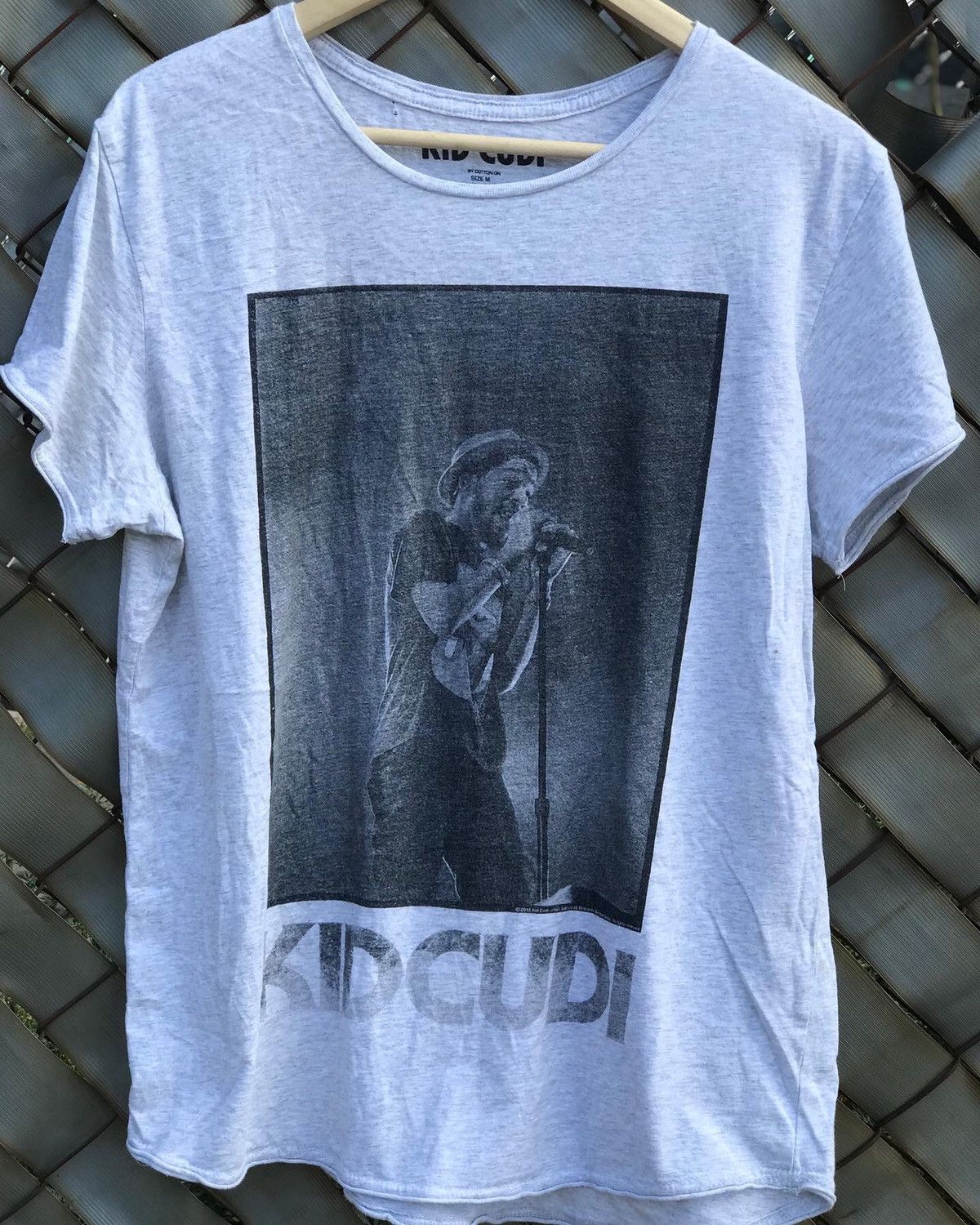 Band Tees × Kid Cudi × Rap Tees KID CUDI VINTAGE TEE 2013 Size US L / EU 52-54 / 3 - 5 Thumbnail