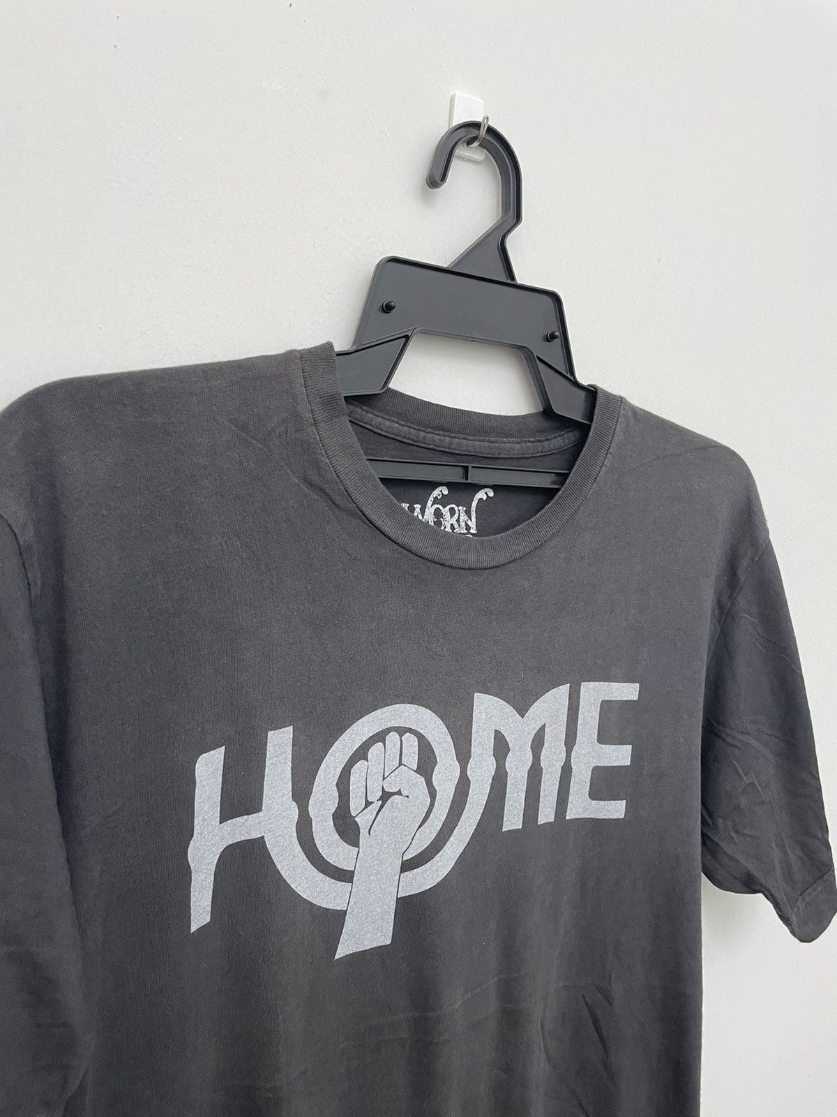 T-shirt Vintage John Lennon HOME - Design Graphique Noir - Coton Tailles Adulte/enfant