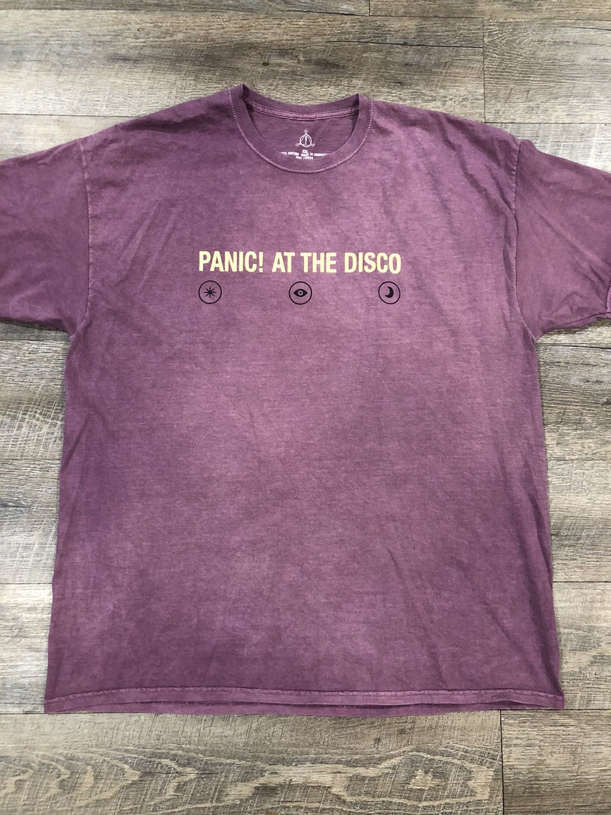 Band Tees Panic At The Disco Purple Tee Shirt Size Small Size US S / EU 44-46 / 1 - 1 Thumbnail