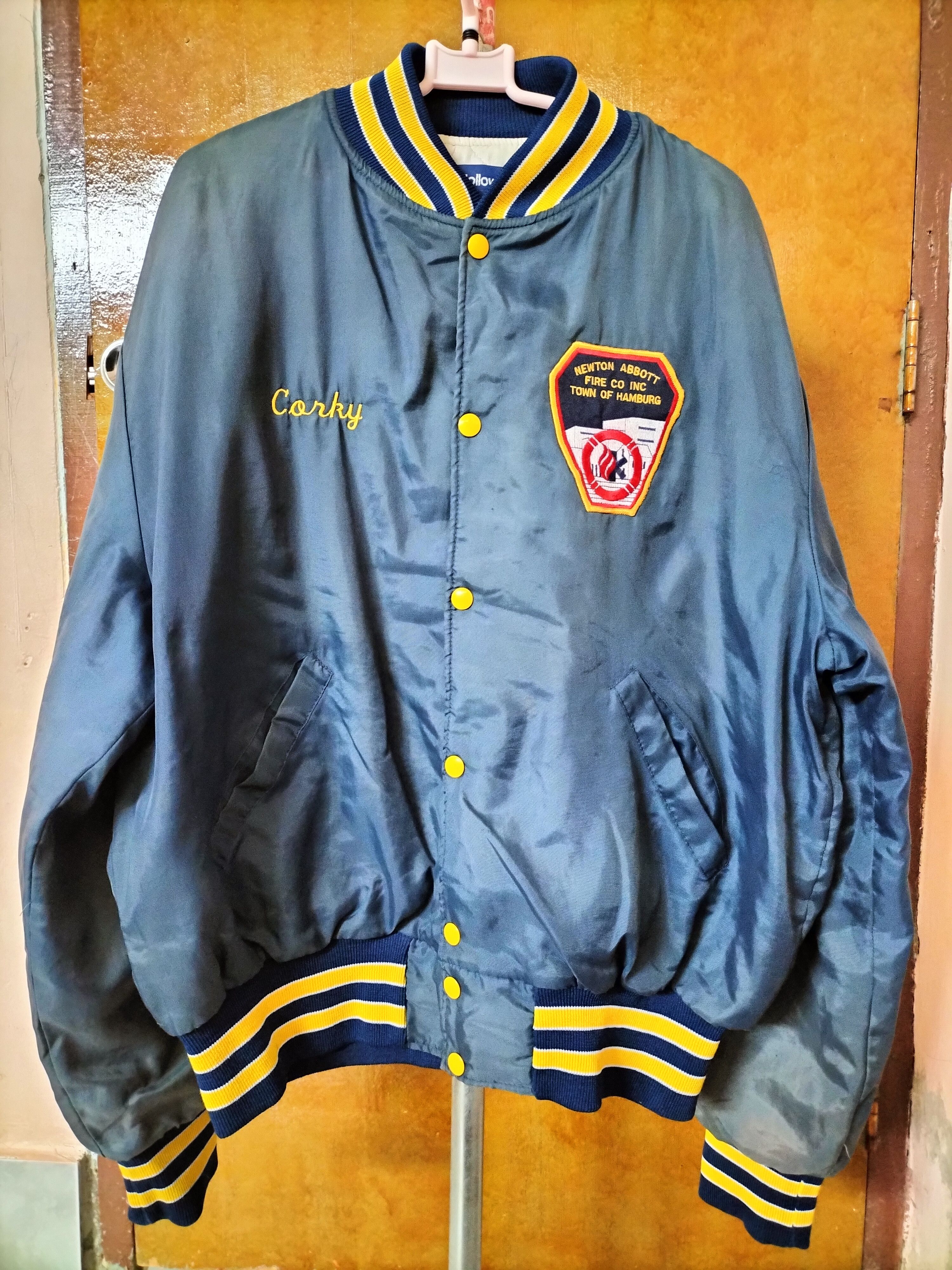 Cartoon Network Vintage 80s Fire Department Tasmania Newton Abbott Bomber Size US XL / EU 56 / 4 - 2 Thumbnail