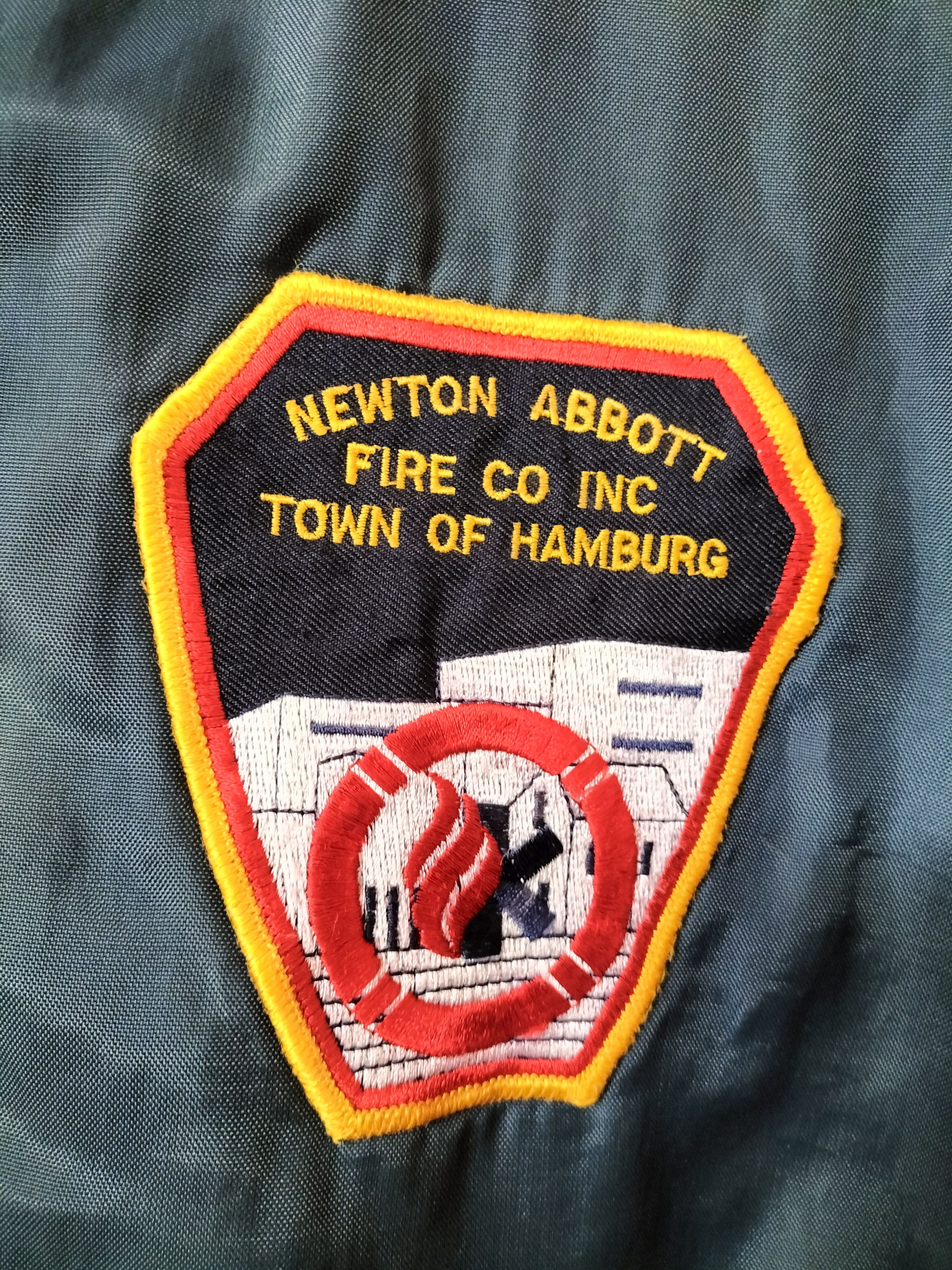 Cartoon Network Vintage 80s Fire Department Tasmania Newton Abbott Bomber Size US XL / EU 56 / 4 - 8 Thumbnail