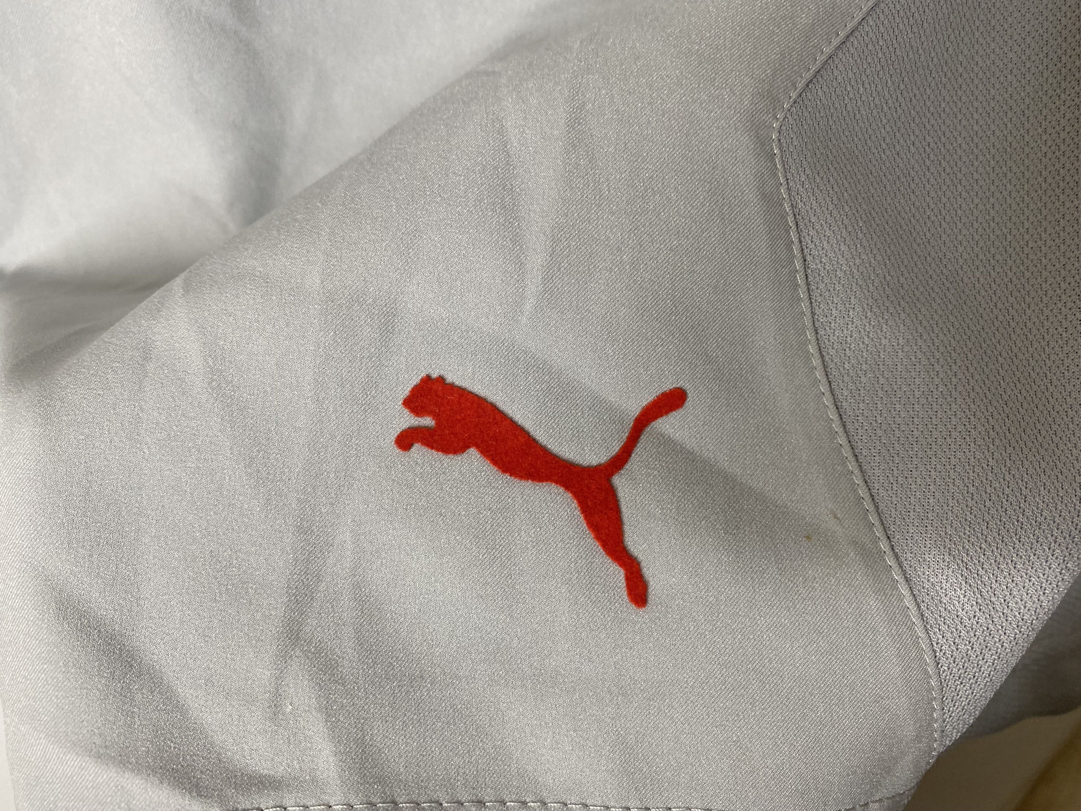 Puma VfB STUTTGART 2004 2005 THIRD SHORTS FOOTBALL SOCCER Size US 34 / EU 50 - 4 Thumbnail