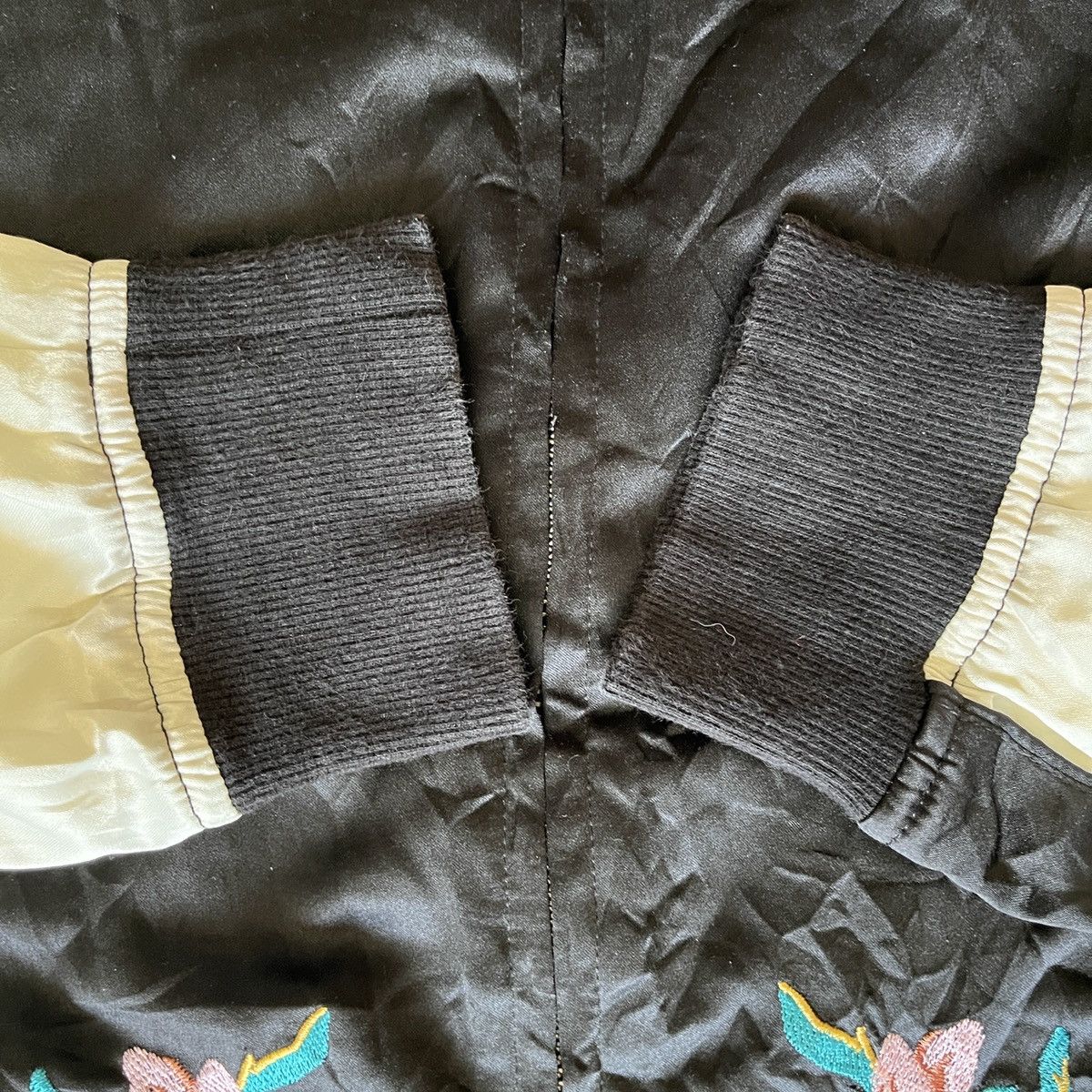 Vintage Vintage Japan Sukajan Satin Alicia Pageboy Size US M / EU 48-50 / 2 - 5 Thumbnail