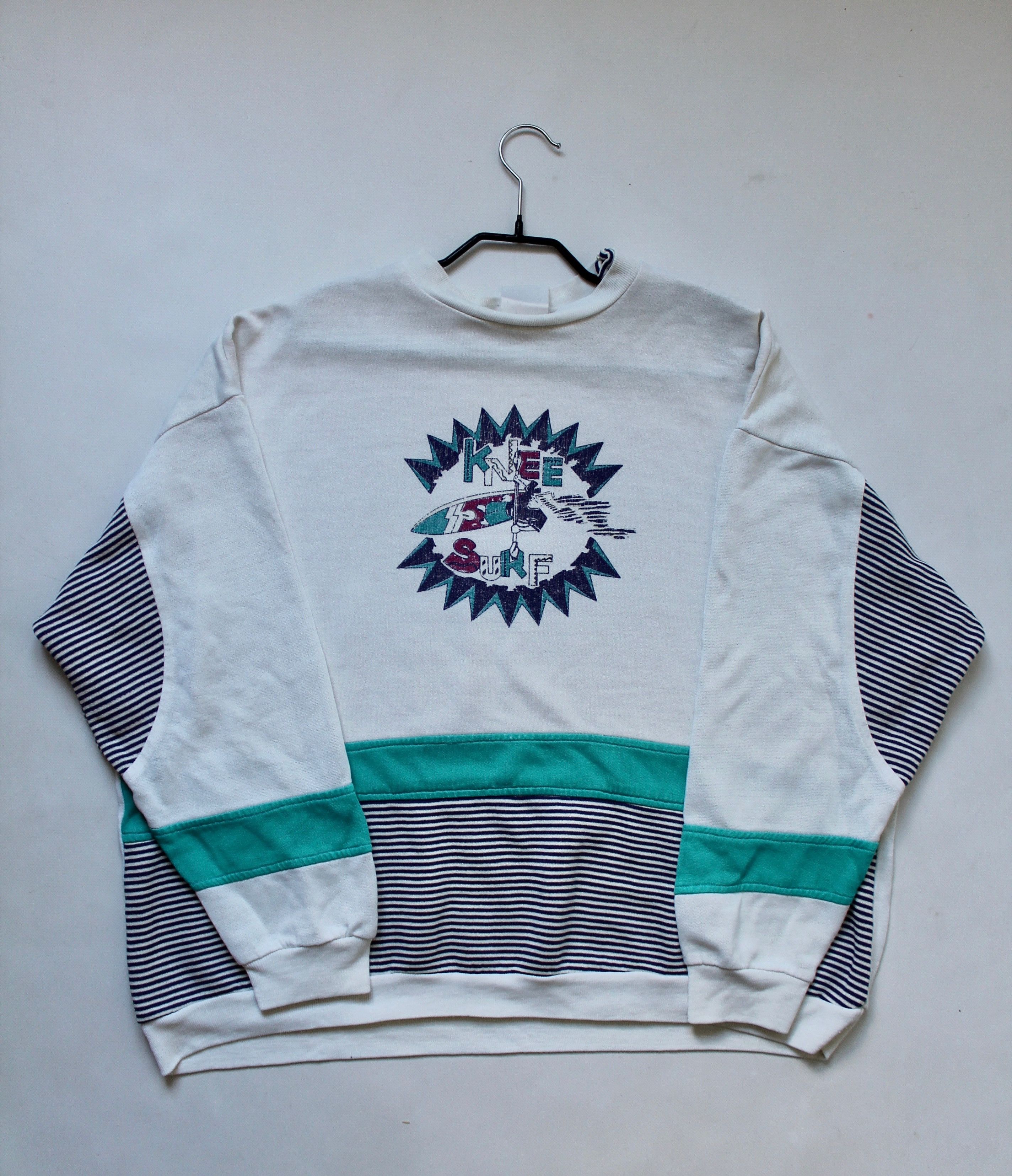 Vintage 80's - 90 Surf Knee Style Sweatshirt Rare Vintage Oversize Size US L / EU 52-54 / 3 - 9 Thumbnail