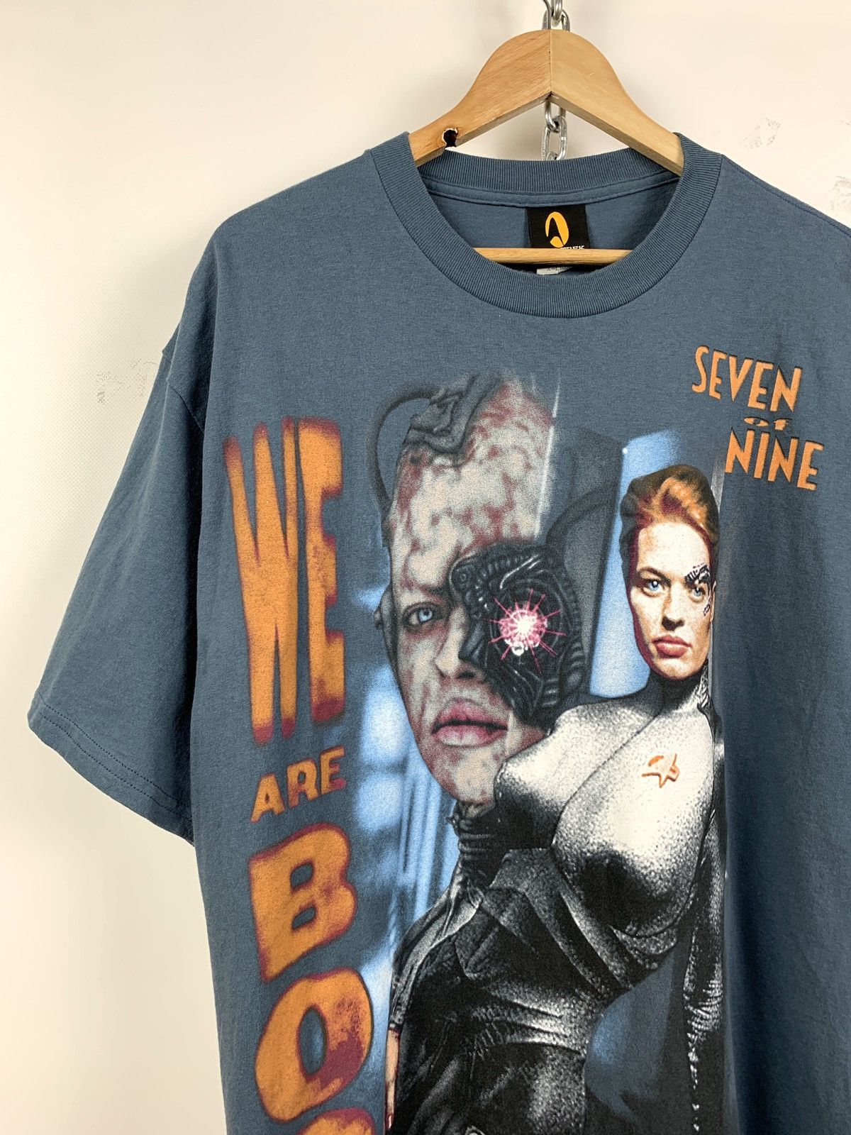 Vintage 1997 Vintage Star Trek We Are Borg Seven Of Tine T-Shirt Size US XL / EU 56 / 4 - 3 Thumbnail