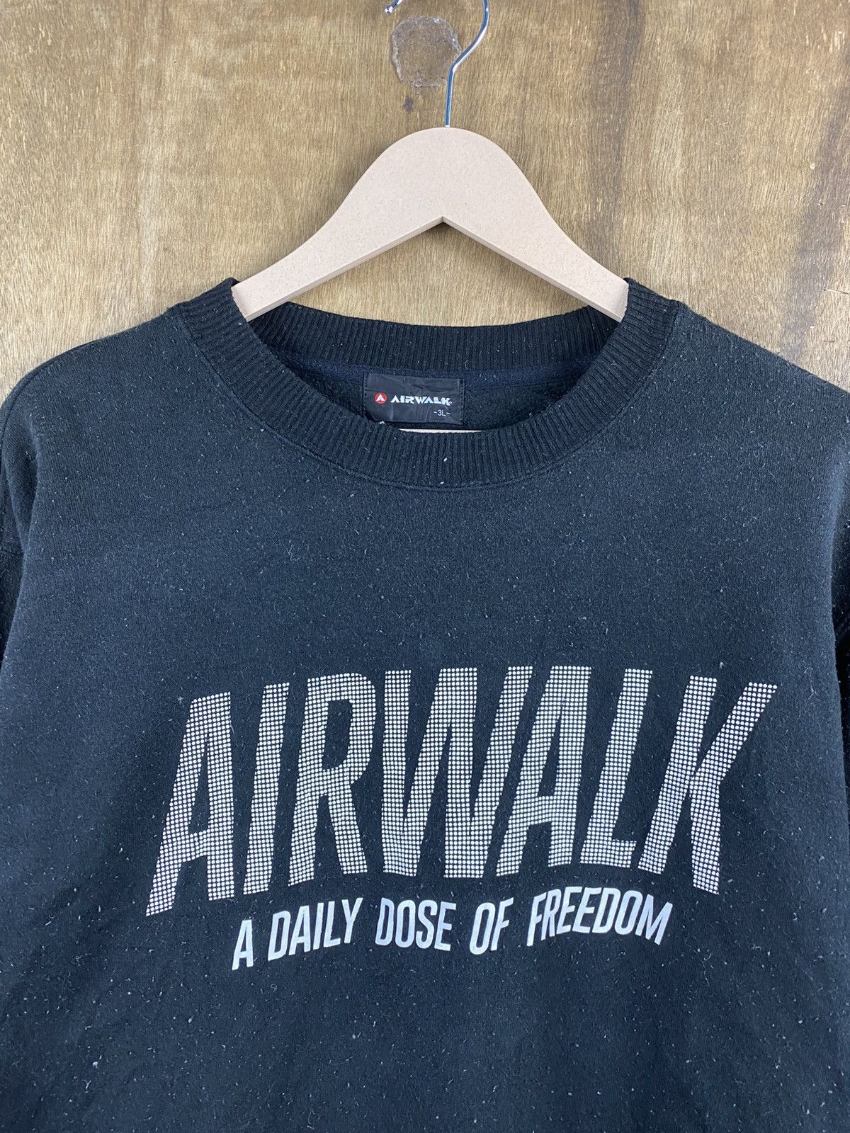 Airwalk Black Airwalk vintage skaters Sweatshirt #Z030 Size US M / EU 48-50 / 2 - 7 Thumbnail
