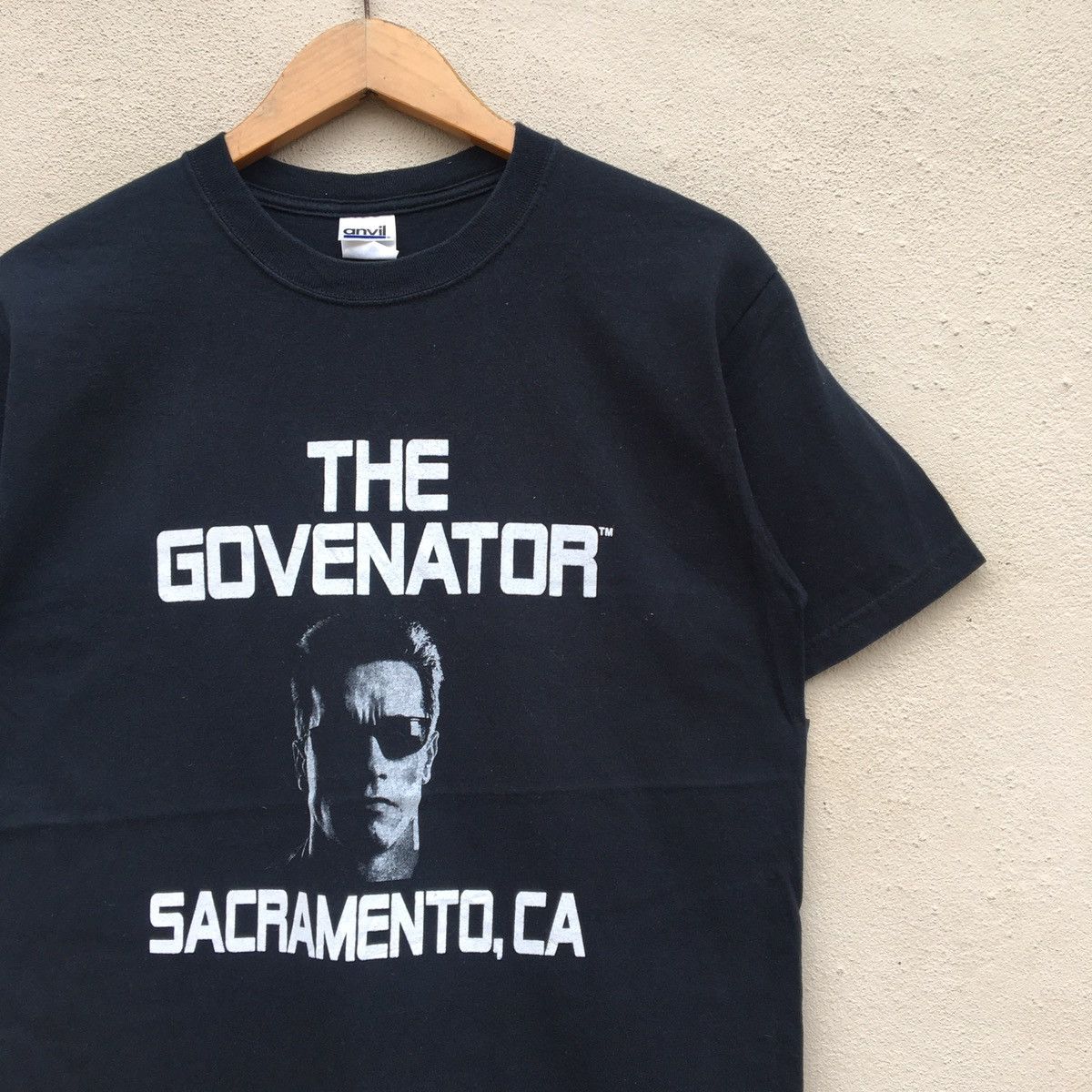 Vintage Vintage TERMINATOR ARNOLD SCHWARZENEGER THE GAVENATOR Tshirt Size US M / EU 48-50 / 2 - 3 Thumbnail