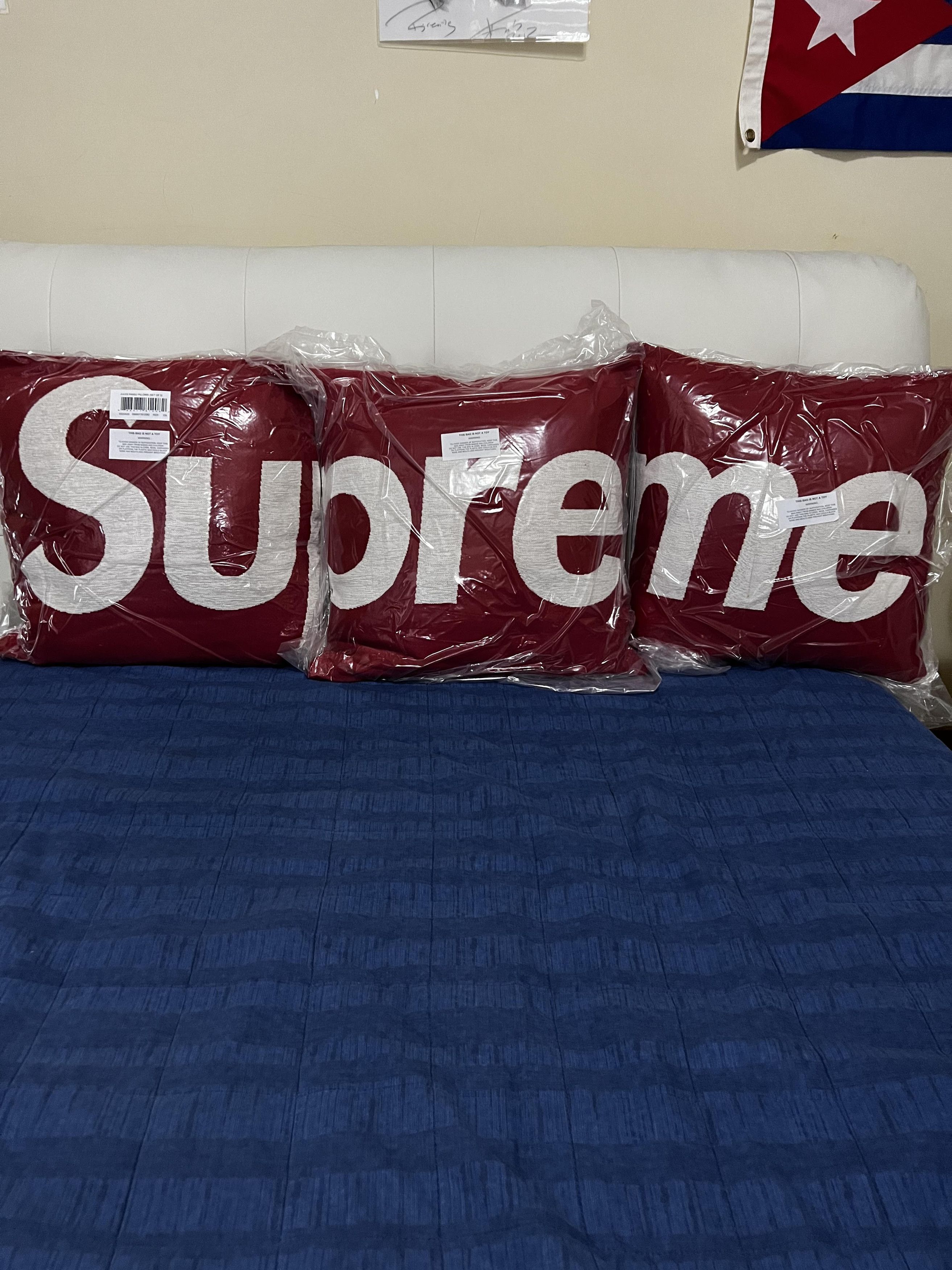 Jules × Supreme Supreme ® /Jules Pansu Pillows (Set of 3) RED | Grailed