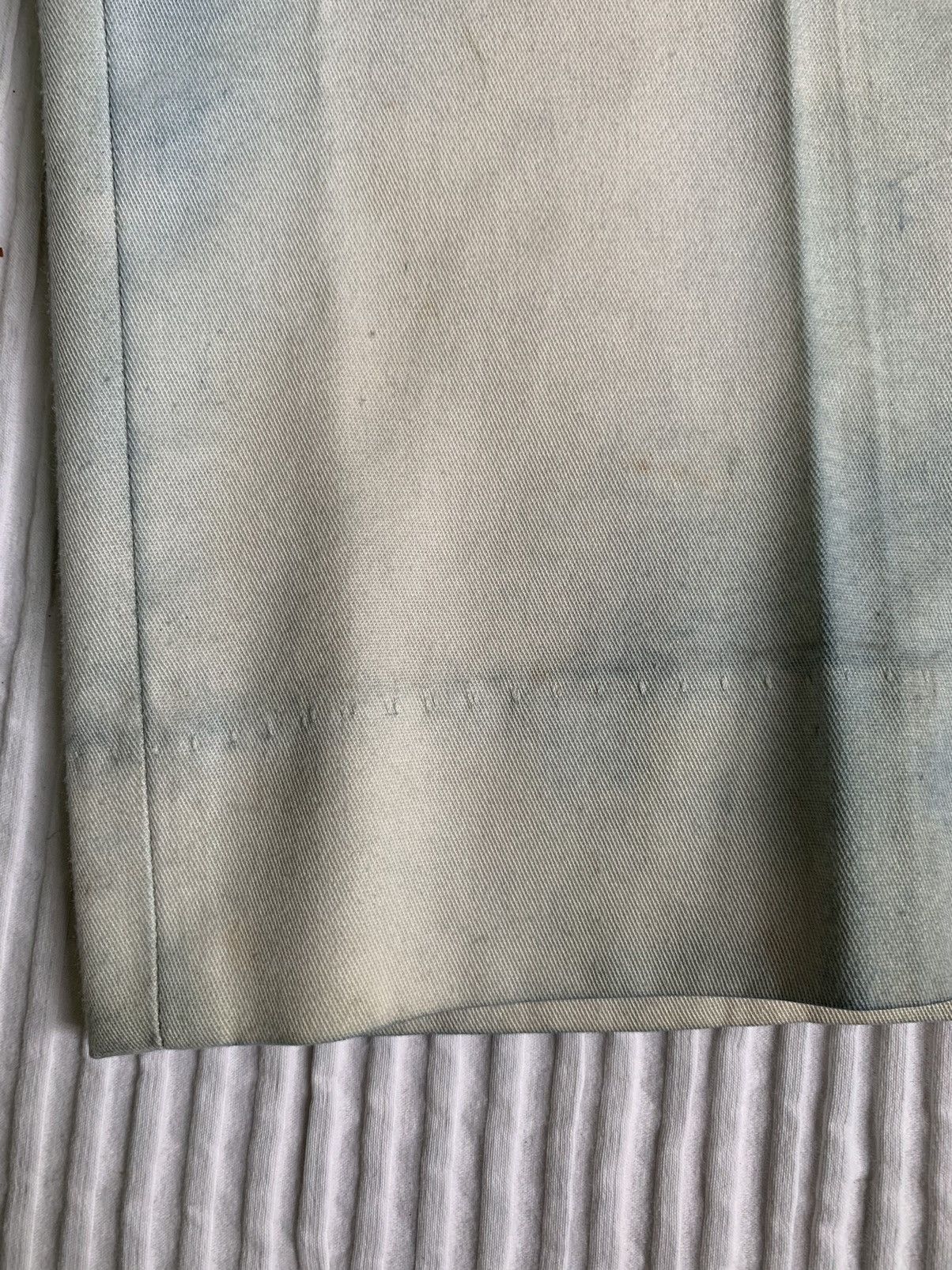 Indigo × Japanese Brand × Vintage Satin Heavy Sun Faded Creased Indigo Cloudy Pants Size US 26 / EU 42 - 9 Thumbnail