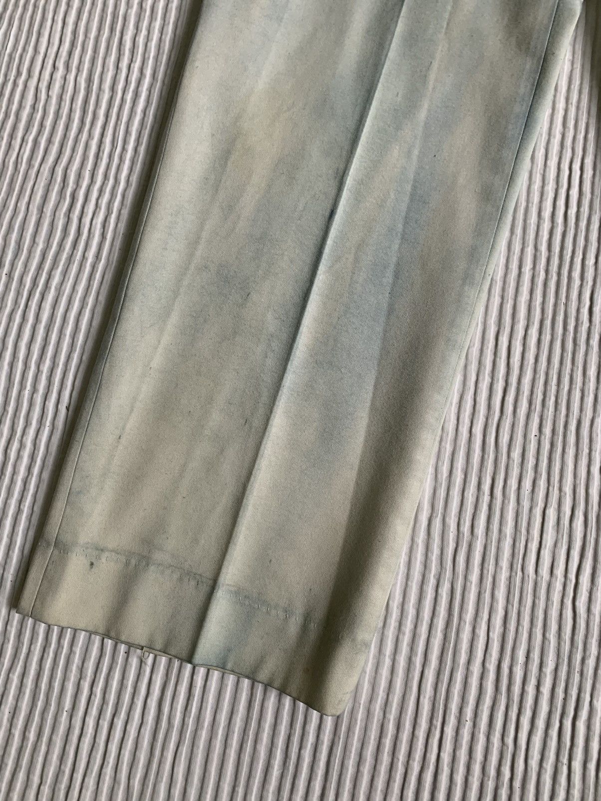 Indigo × Japanese Brand × Vintage Satin Heavy Sun Faded Creased Indigo Cloudy Pants Size US 26 / EU 42 - 8 Thumbnail